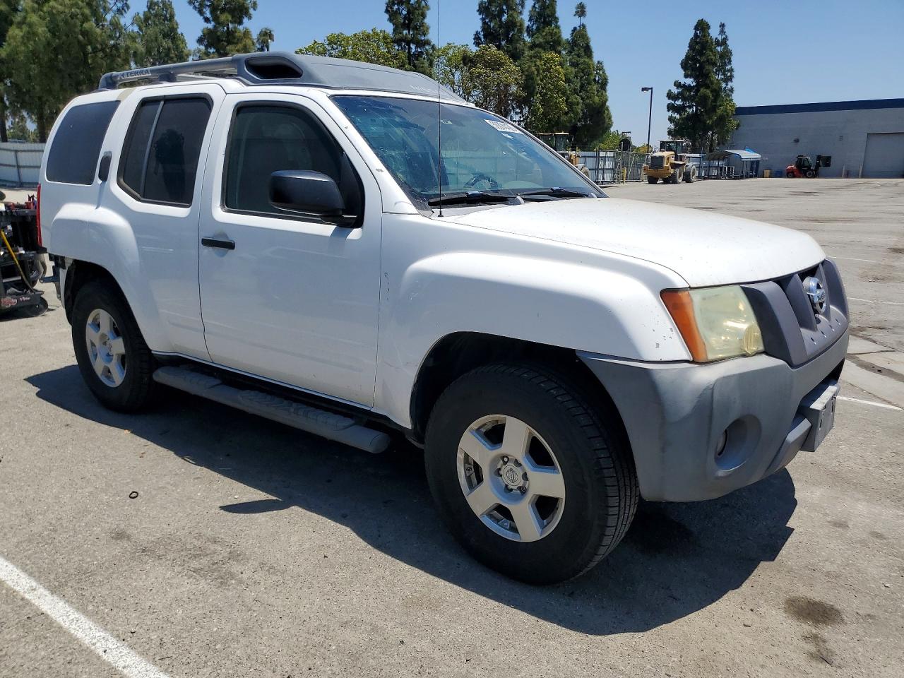 2007 Nissan Xterra X White vin: 5N1AN08U07C517431