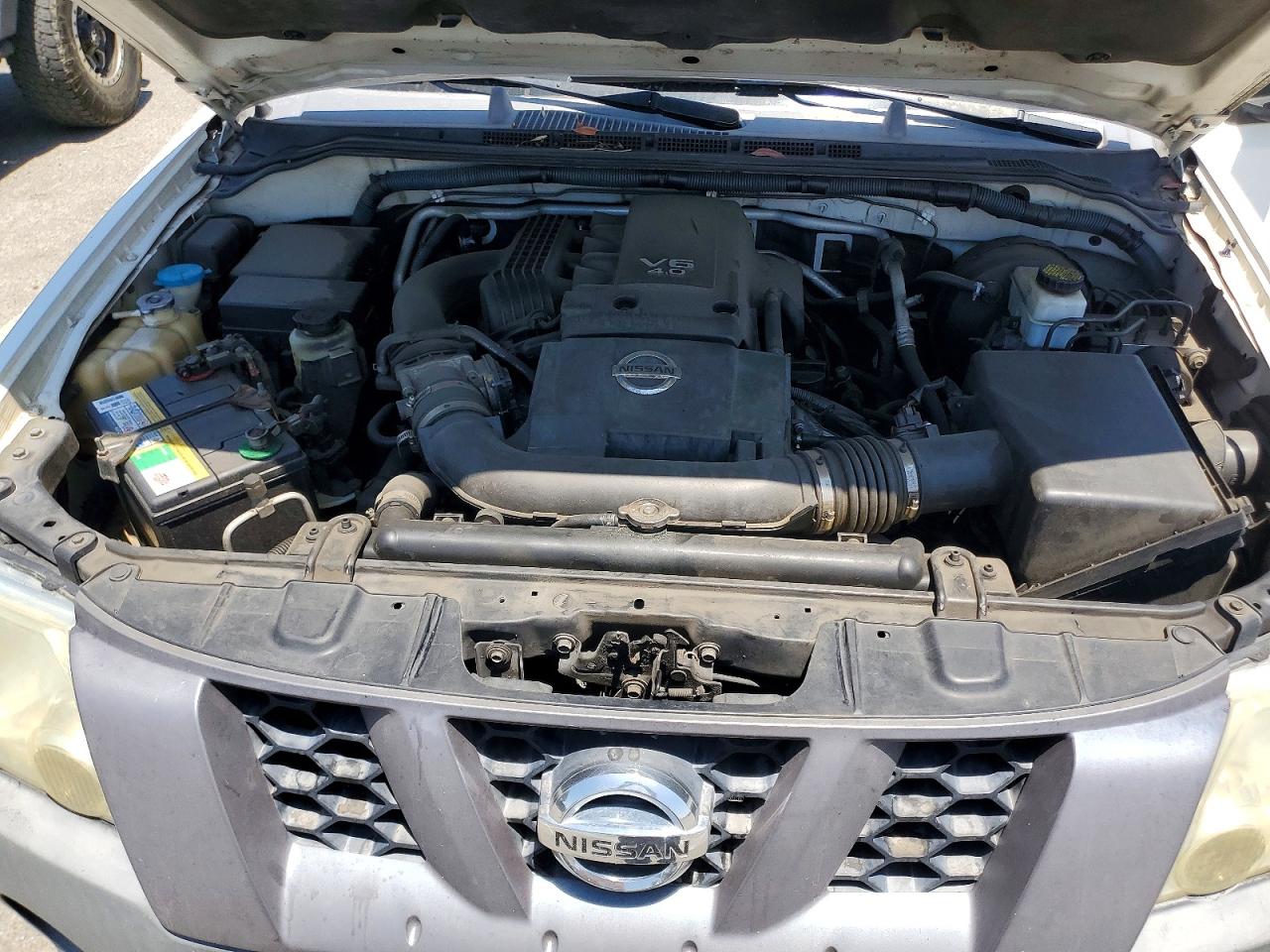2007 Nissan Xterra X White vin: 5N1AN08U07C517431