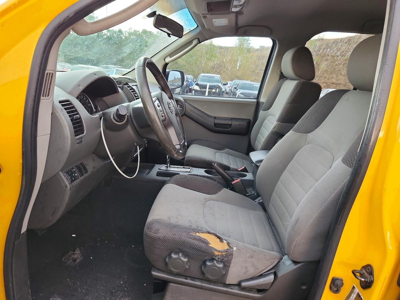 2007 Nissan Xterra Gold vin: 5N1AN08U17C501934