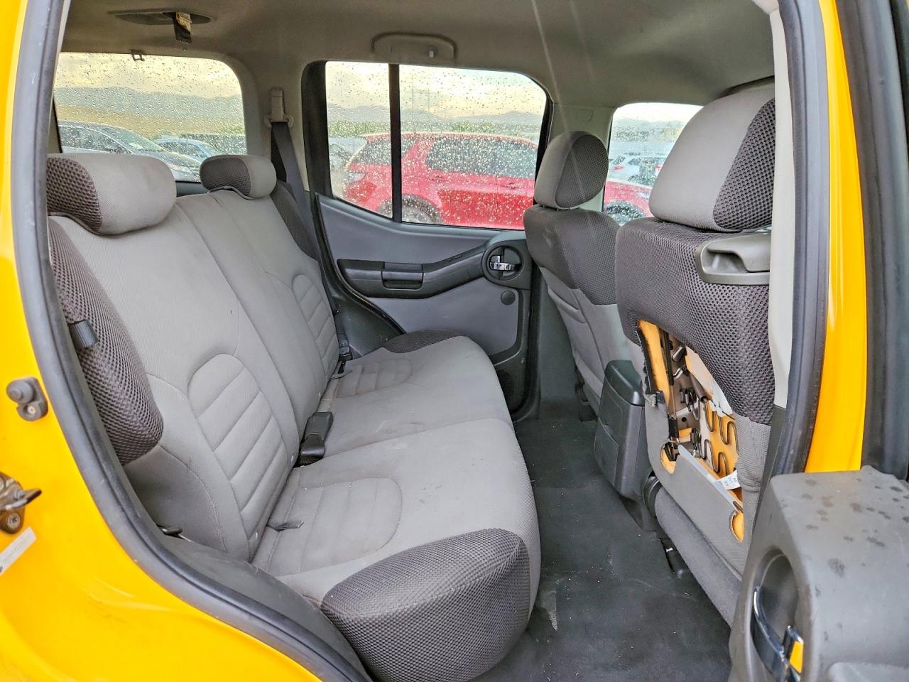 2007 Nissan Xterra Gold vin: 5N1AN08U17C501934