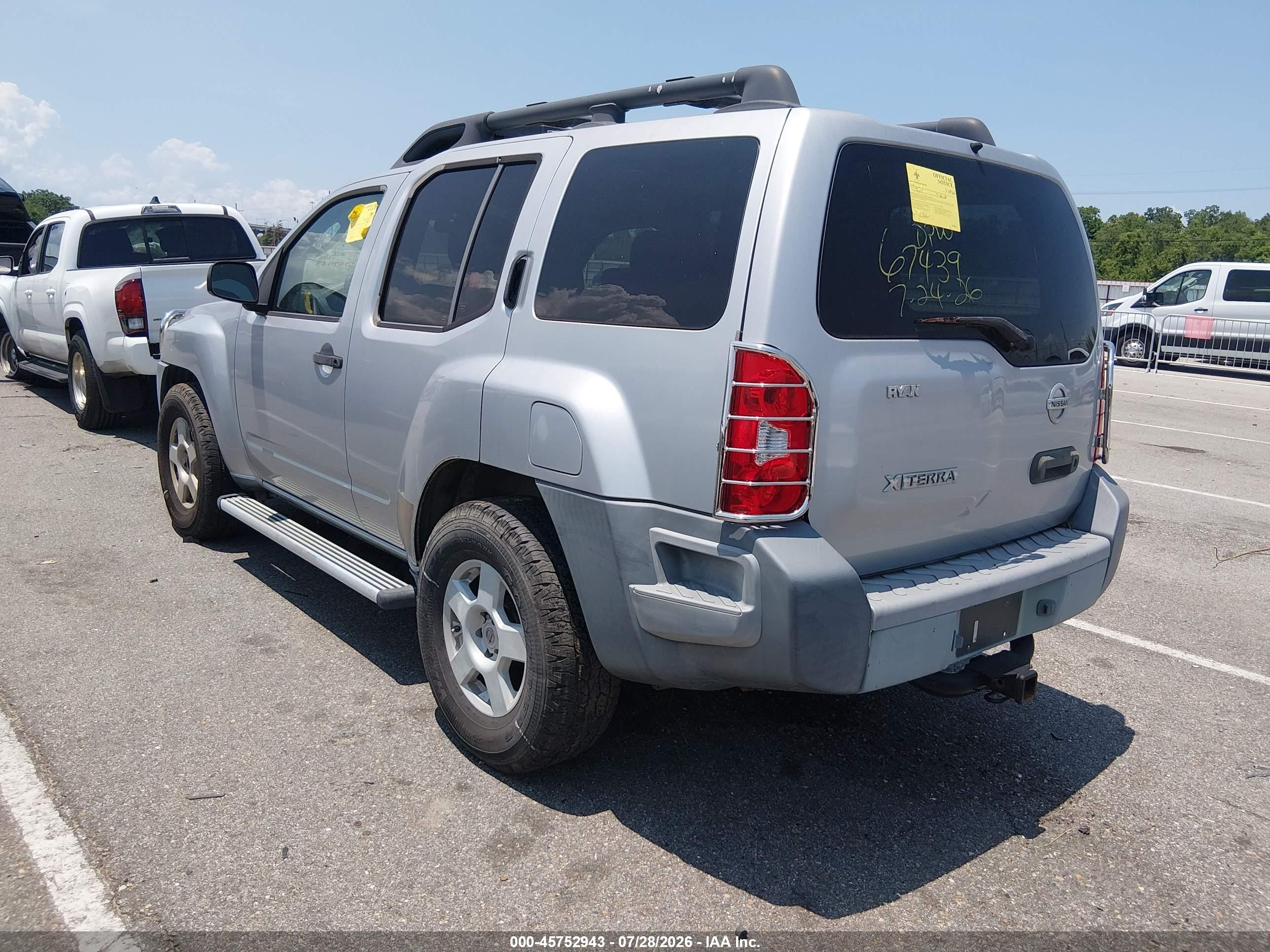 2005 Nissan Xterra S Silver vin: 5N1AN08U25C627023