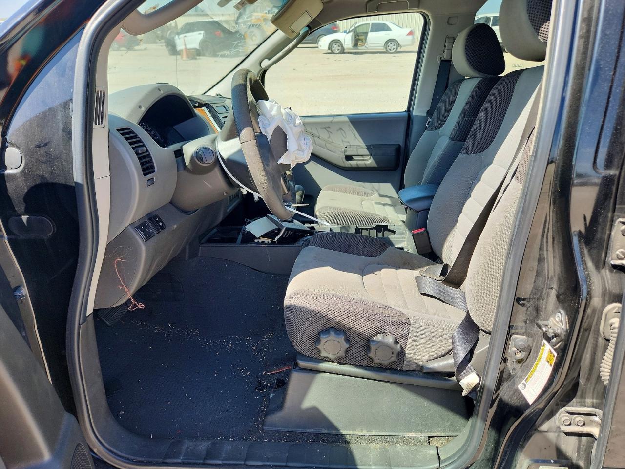 2007 Nissan Xterra X Black vin: 5N1AN08U27C515597