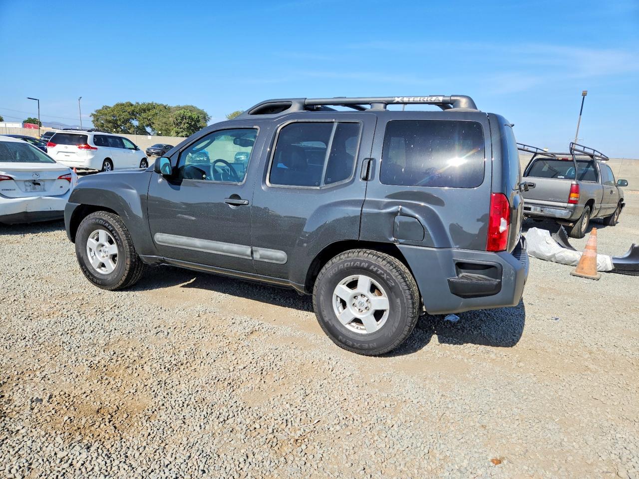 2005 Nissan Xterra S Gray vin: 5N1AN08U45C634975