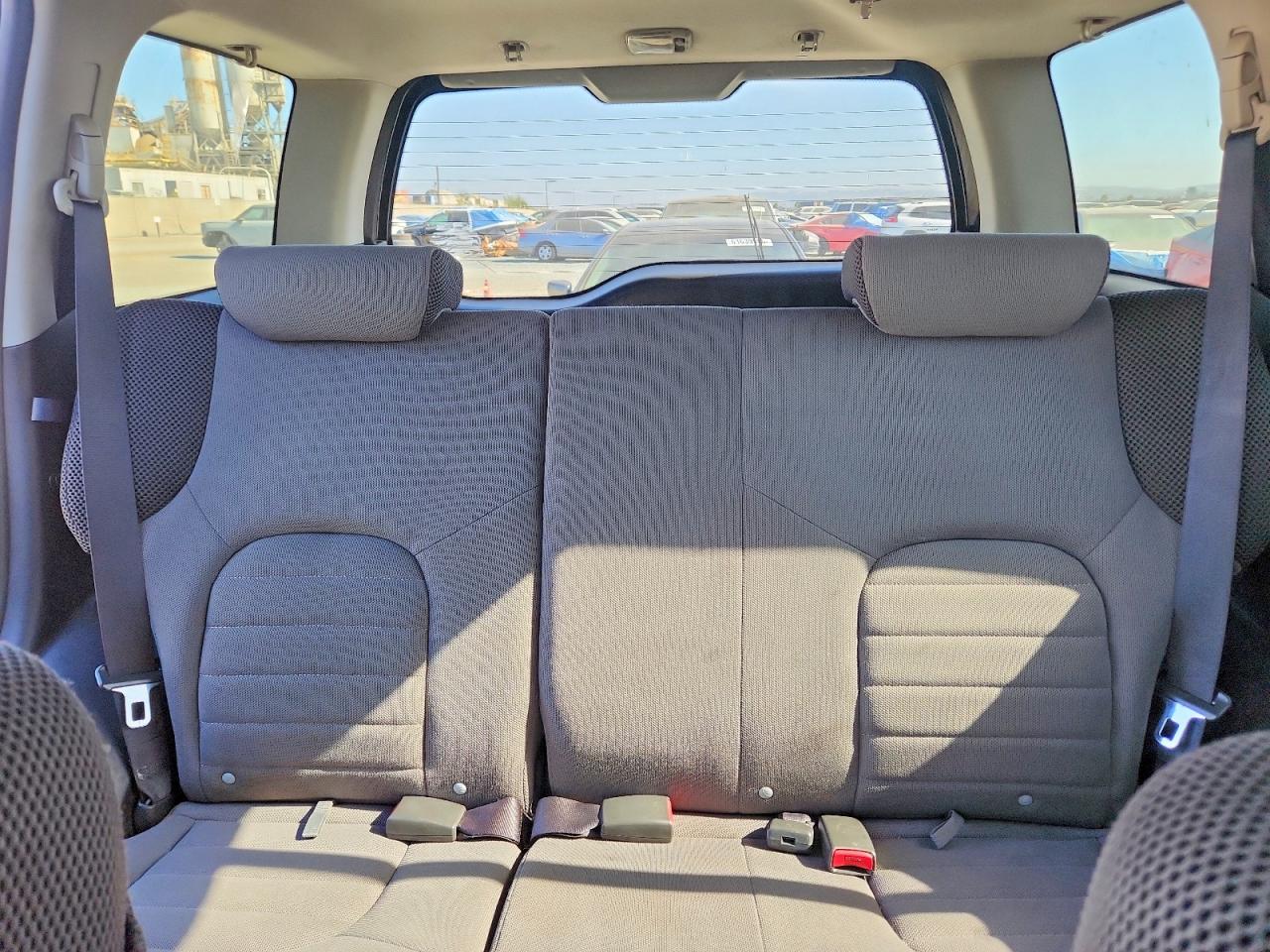 2005 Nissan Xterra S Gray vin: 5N1AN08U45C634975