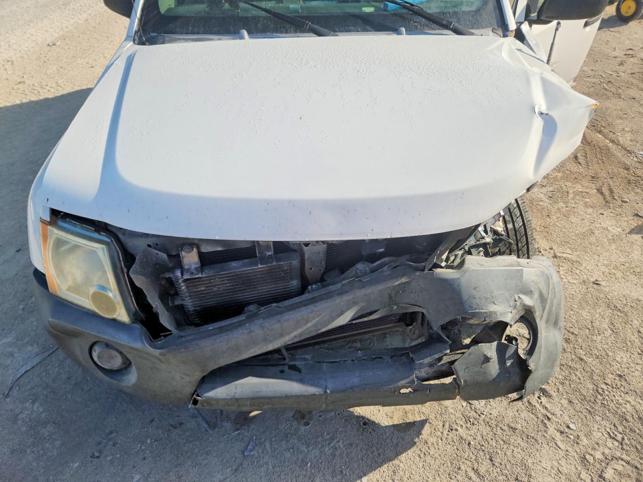 2006 Nissan Xterra X Белый vin: 5N1AN08U46C523733