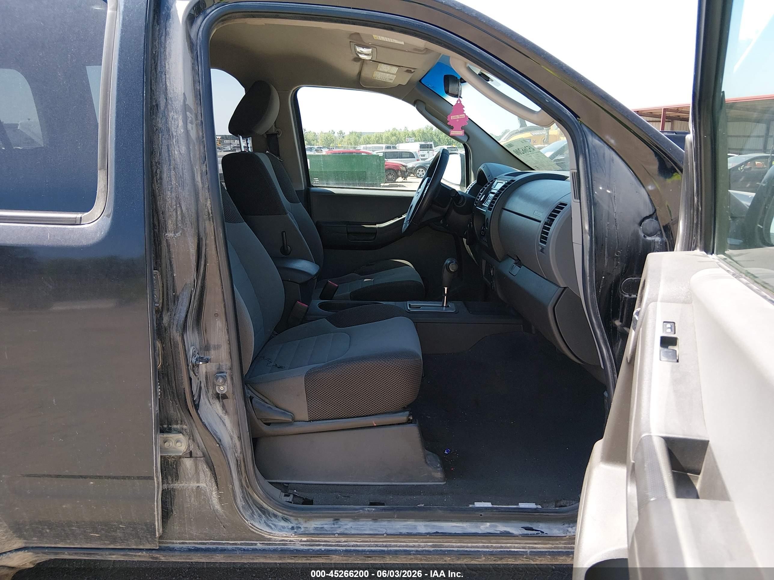 2007 Nissan Xterra S Black vin: 5N1AN08U47C526083