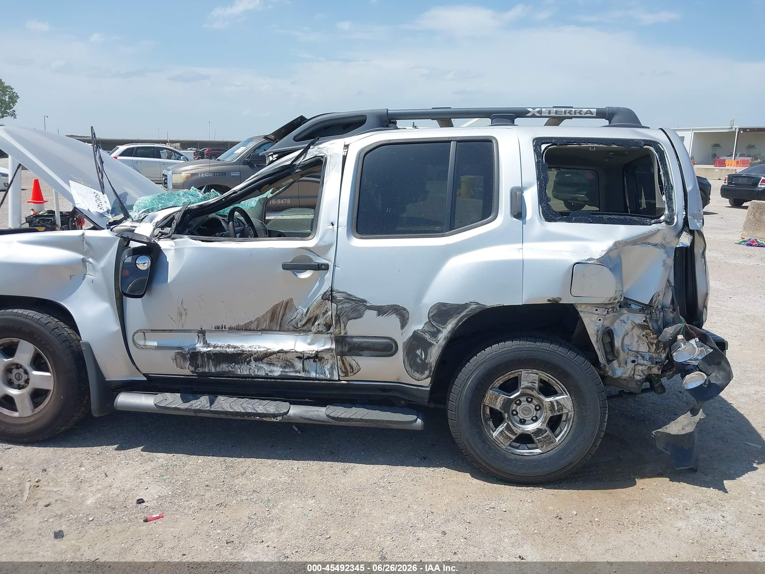 2006 Nissan Xterra S Silver vin: 5N1AN08U56C532425