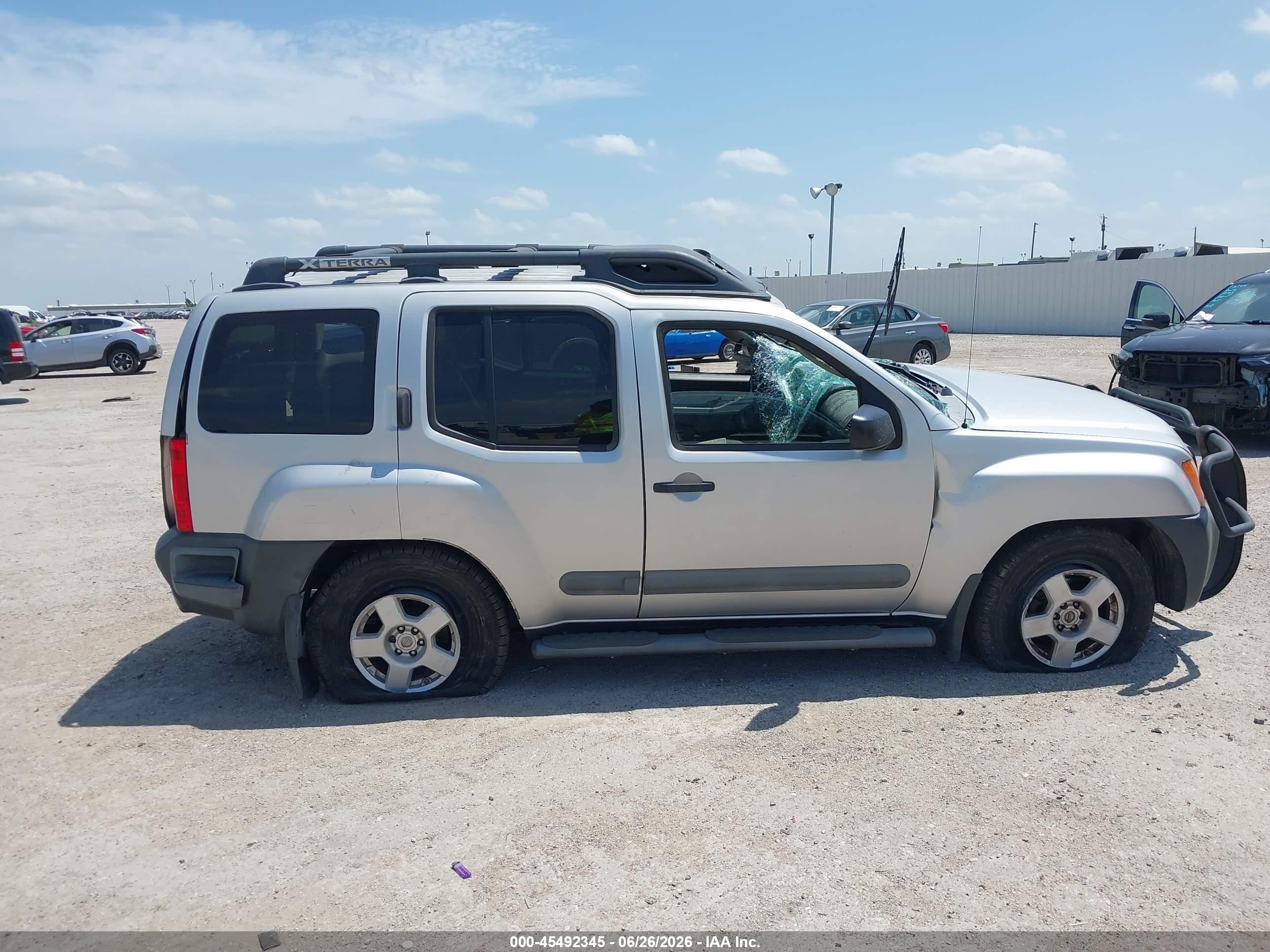 2006 Nissan Xterra S Silver vin: 5N1AN08U56C532425