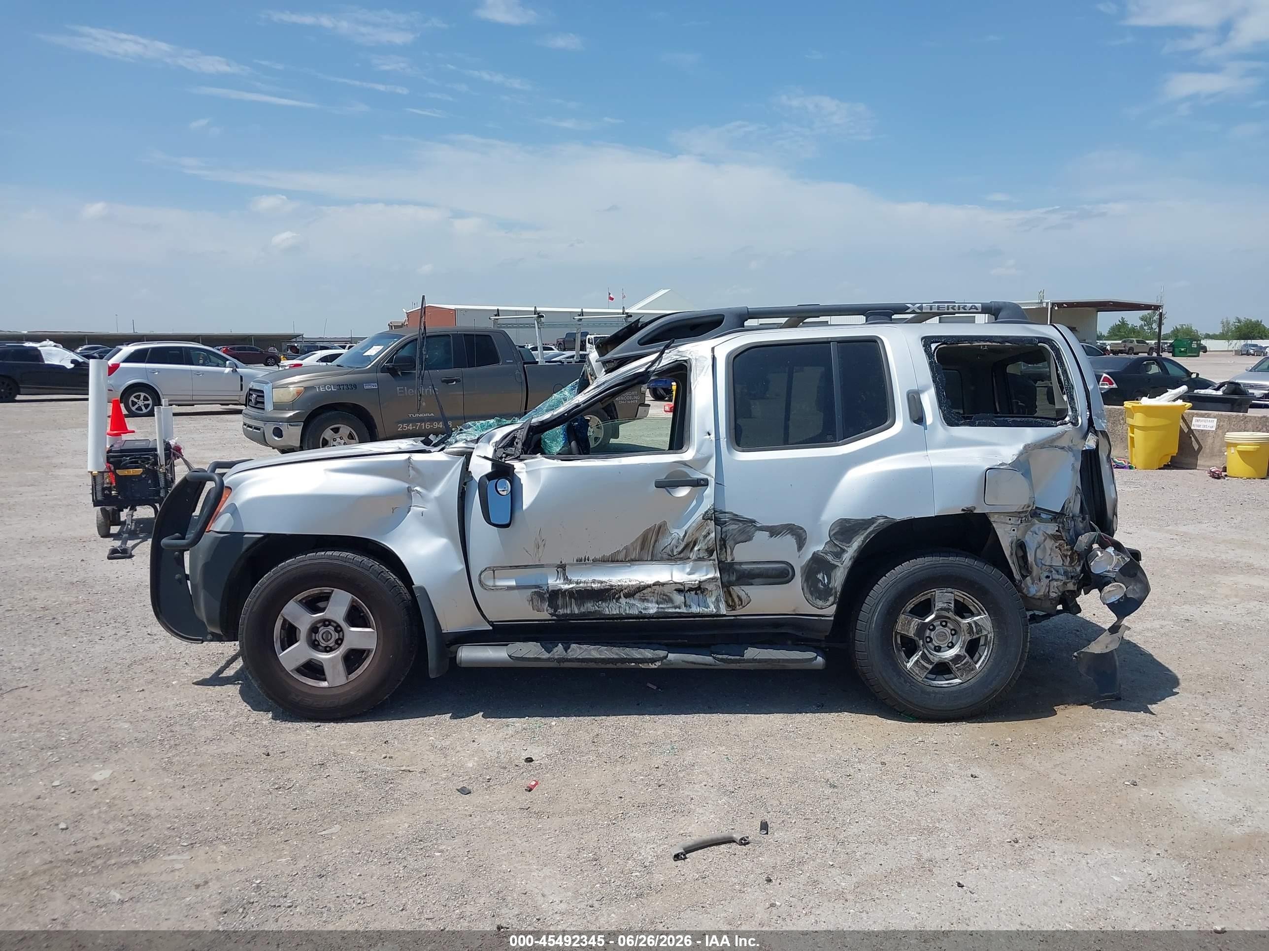 2006 Nissan Xterra S Silver vin: 5N1AN08U56C532425