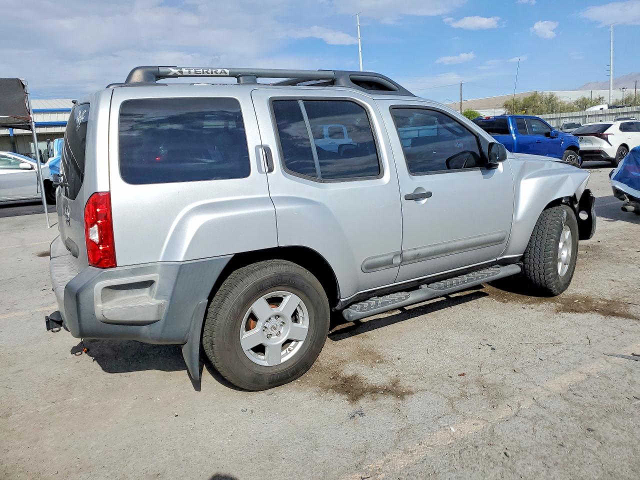 2006 Nissan Xterra X Серебряный vin: 5N1AN08U56C536183