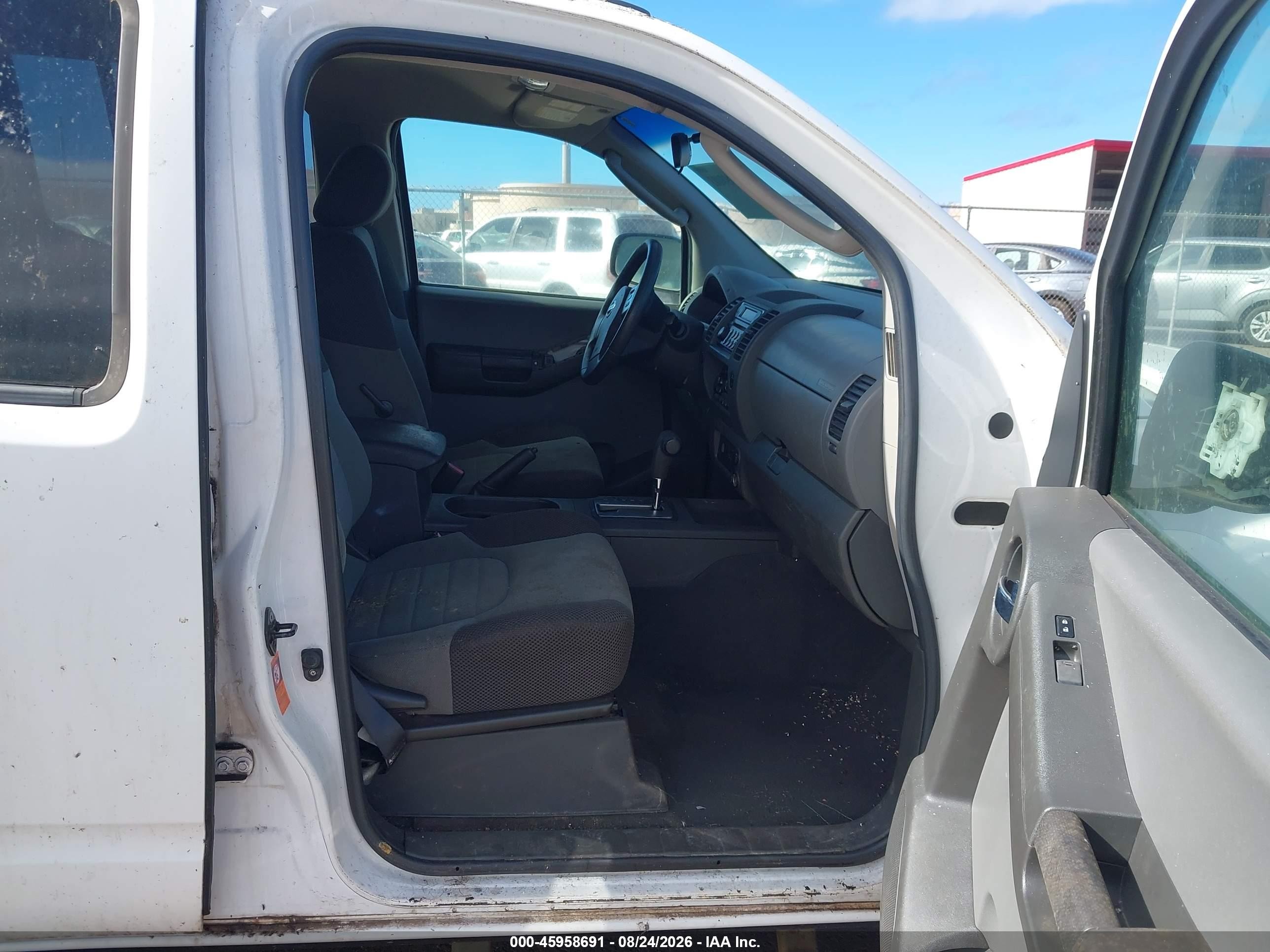 2007 Nissan Xterra S Белый vin: 5N1AN08U67C527400