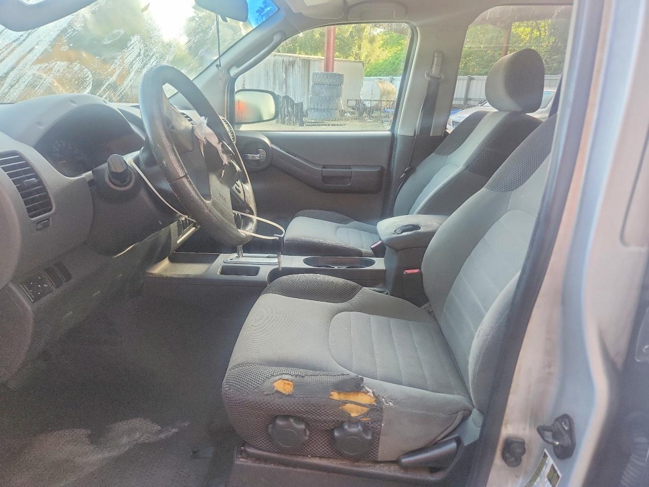 2008 Nissan Xterra X Silver vin: 5N1AN08U78C522076