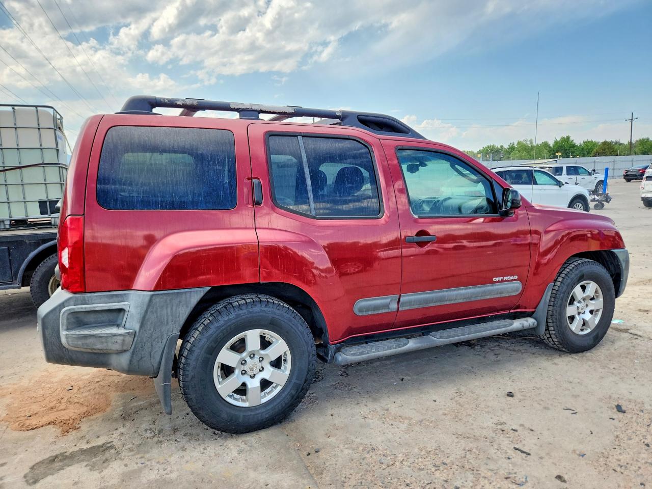 2005 Nissan Xterra S Red vin: 5N1AN08U85C625843