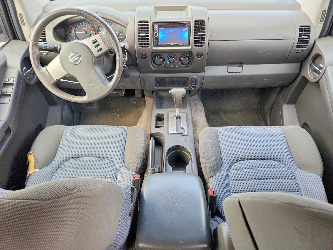 2005 Nissan Xterra S Red vin: 5N1AN08U85C625843