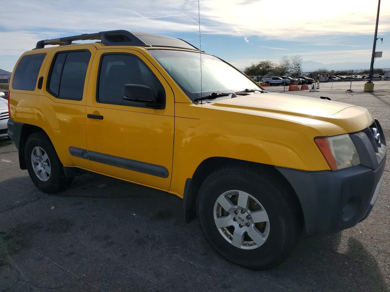 2005 Nissan Xterra S Желтый vin: 5N1AN08U85C626846