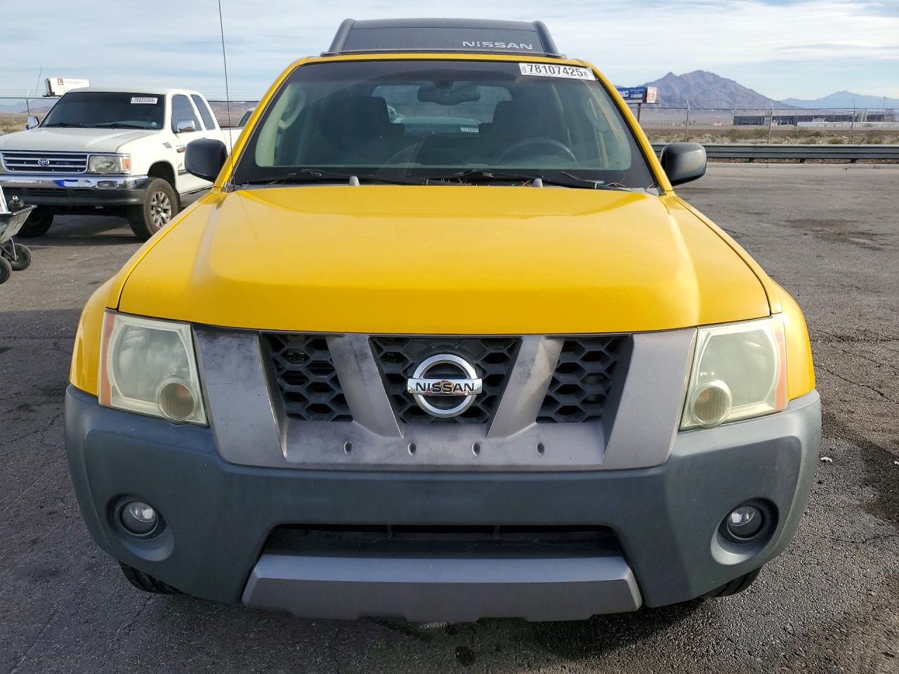 2005 Nissan Xterra S Желтый vin: 5N1AN08U85C626846