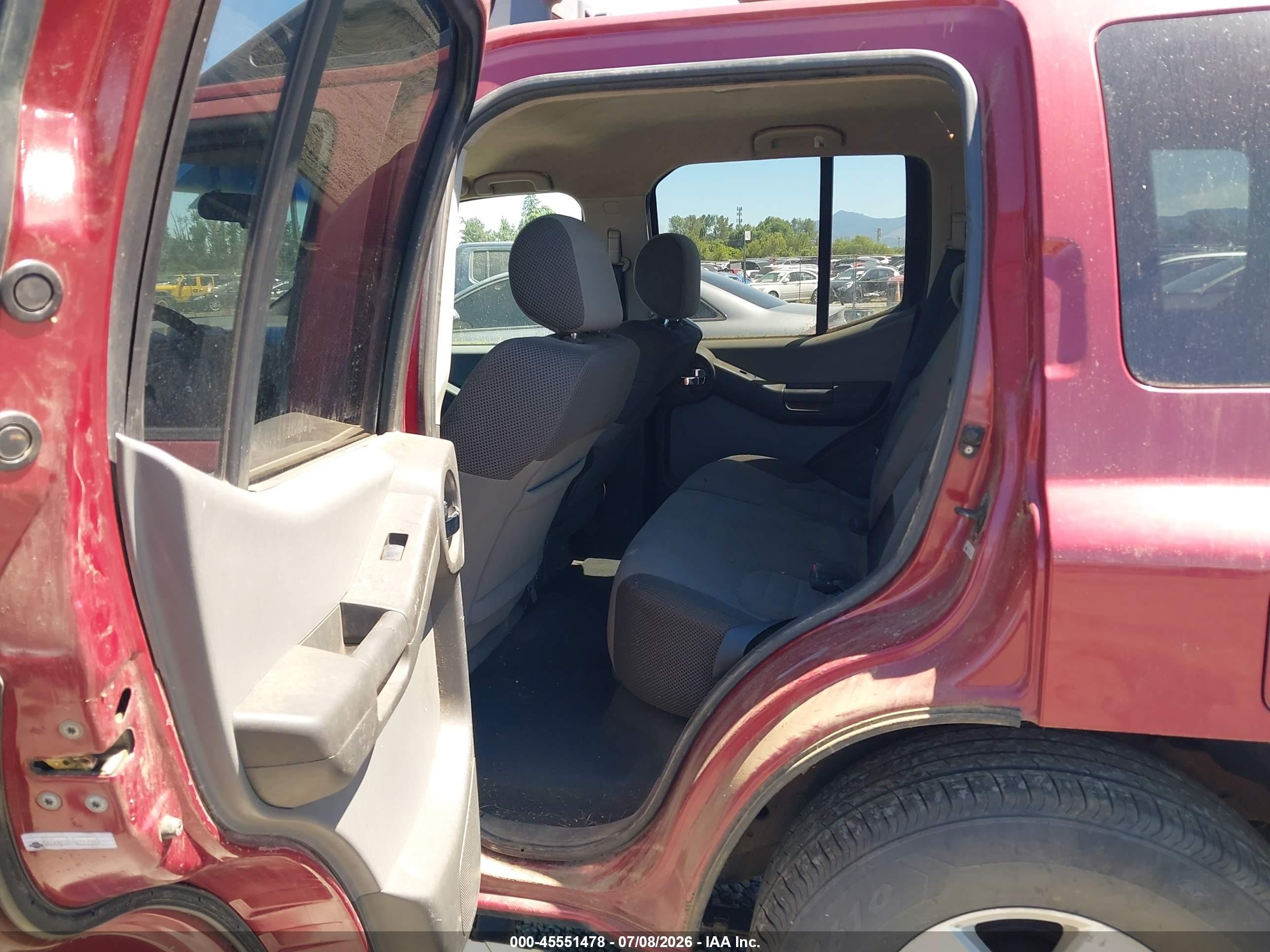 2006 Nissan Xterra S Red vin: 5N1AN08U86C542995