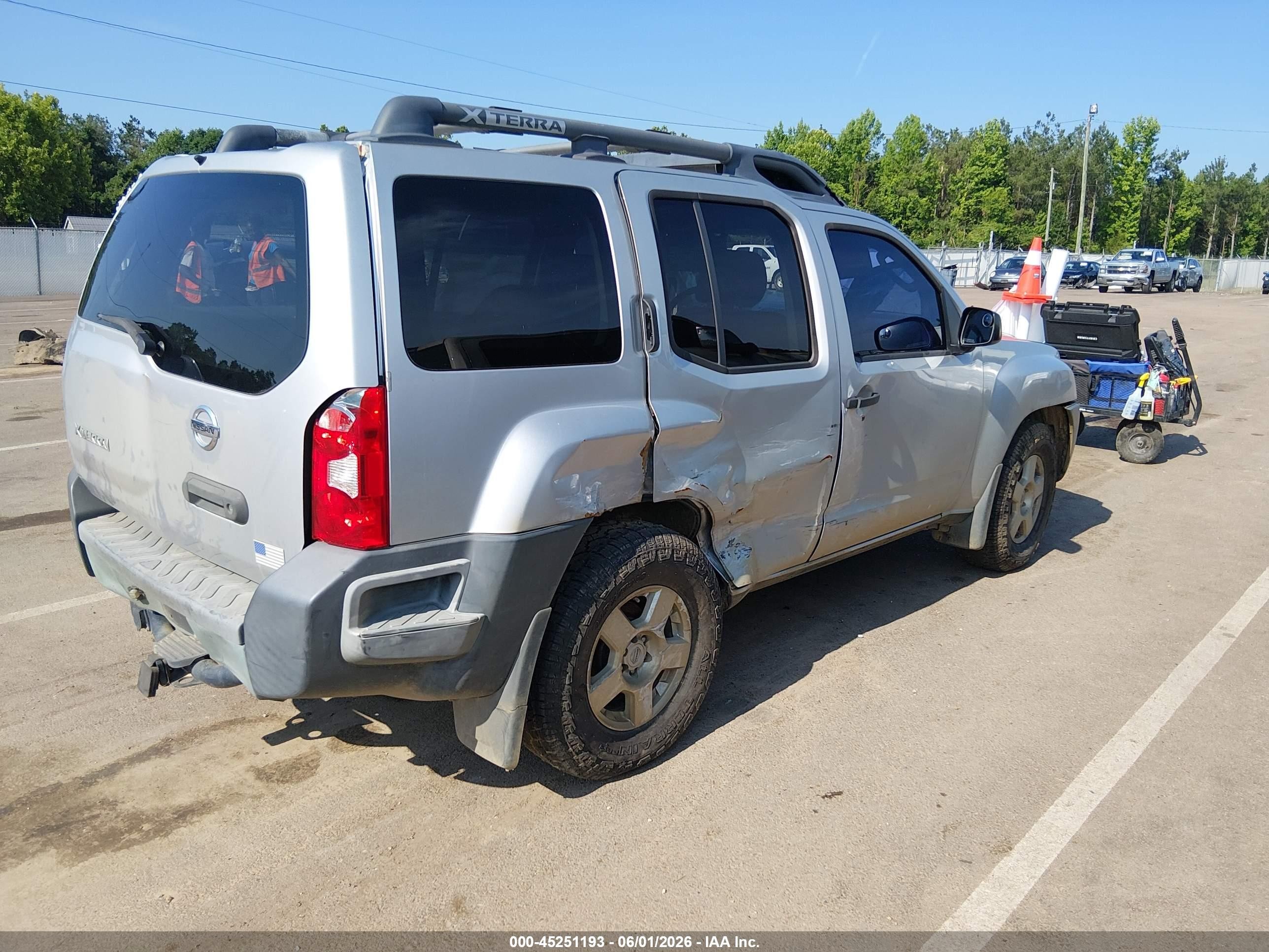 2008 Nissan Xterra S Silver vin: 5N1AN08U88C501432
