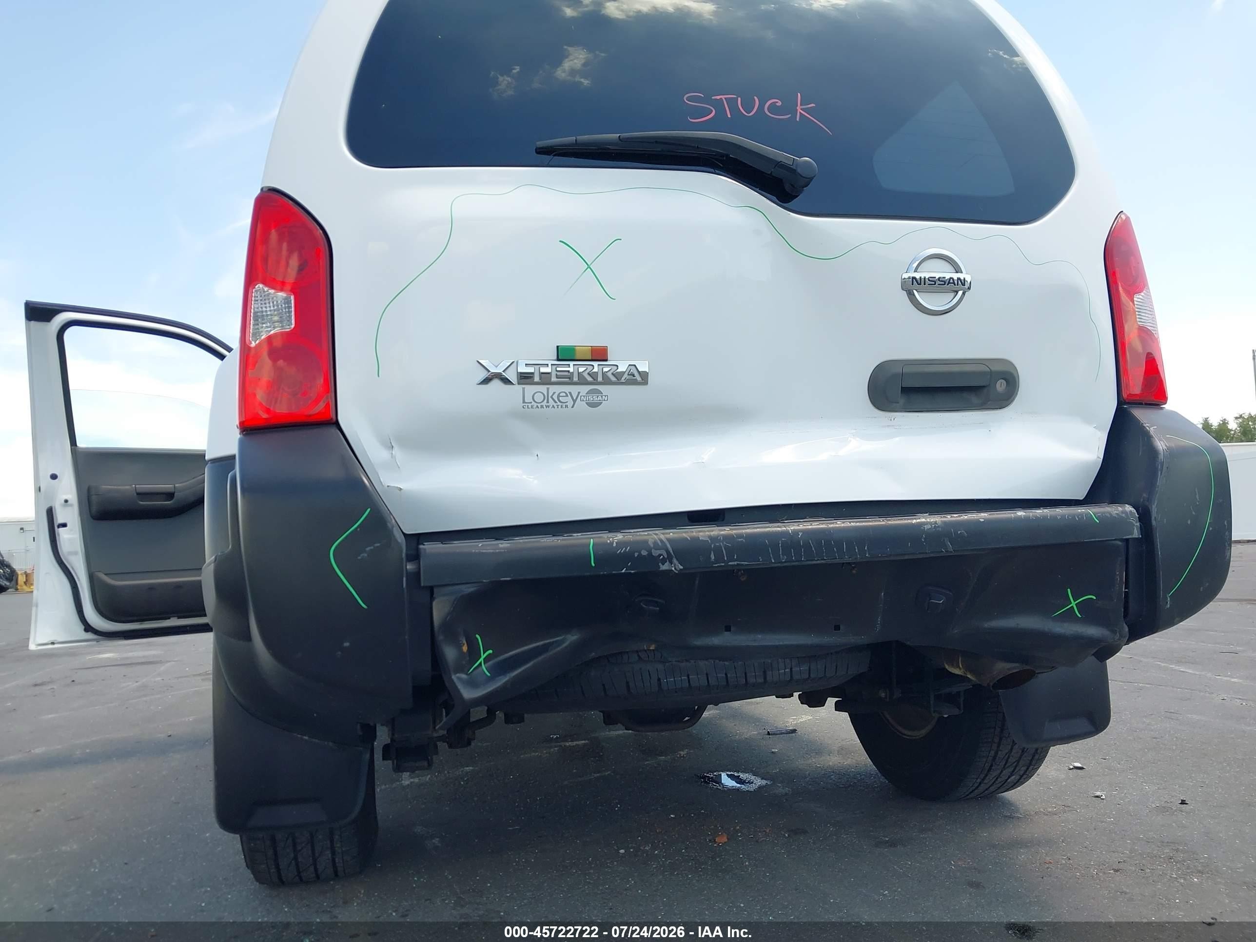 2005 Nissan Xterra S White vin: 5N1AN08U95C628041