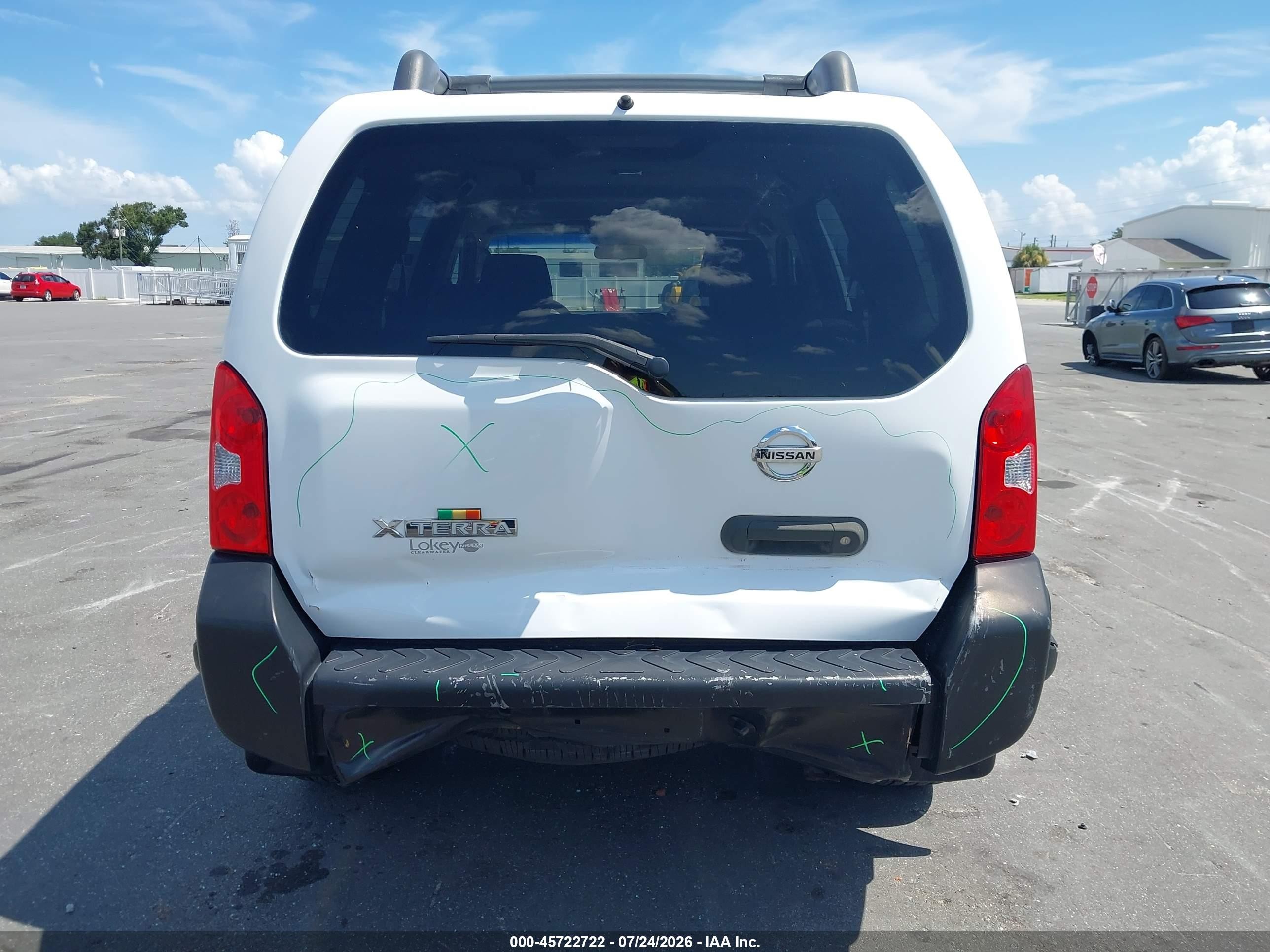 2005 Nissan Xterra S White vin: 5N1AN08U95C628041