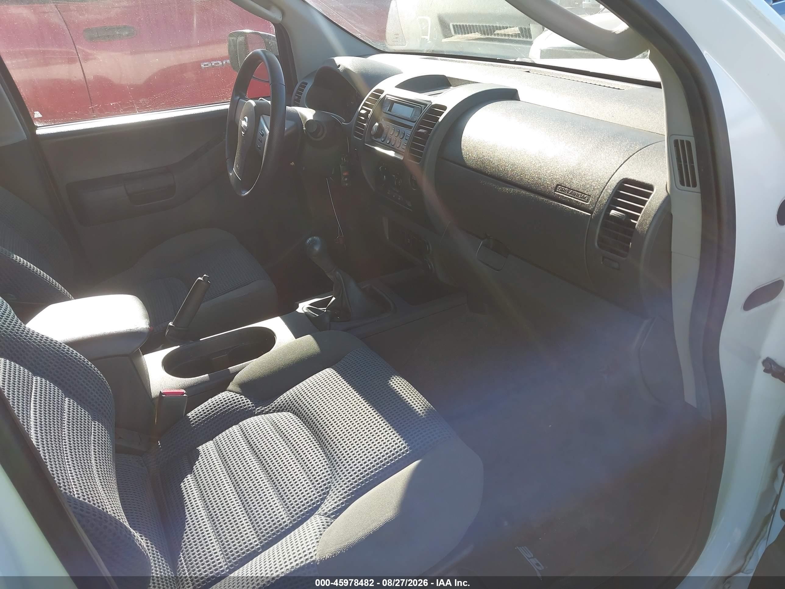 2005 Nissan Xterra Off Road White vin: 5N1AN08U95C650895