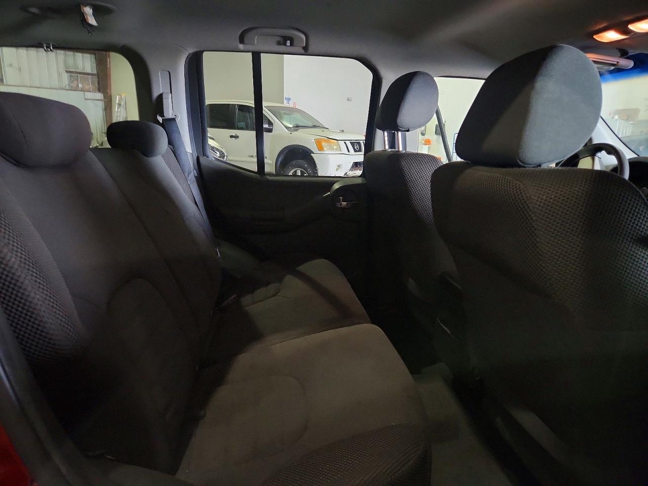 2007 Nissan Xterra X Red vin: 5N1AN08U97C516634