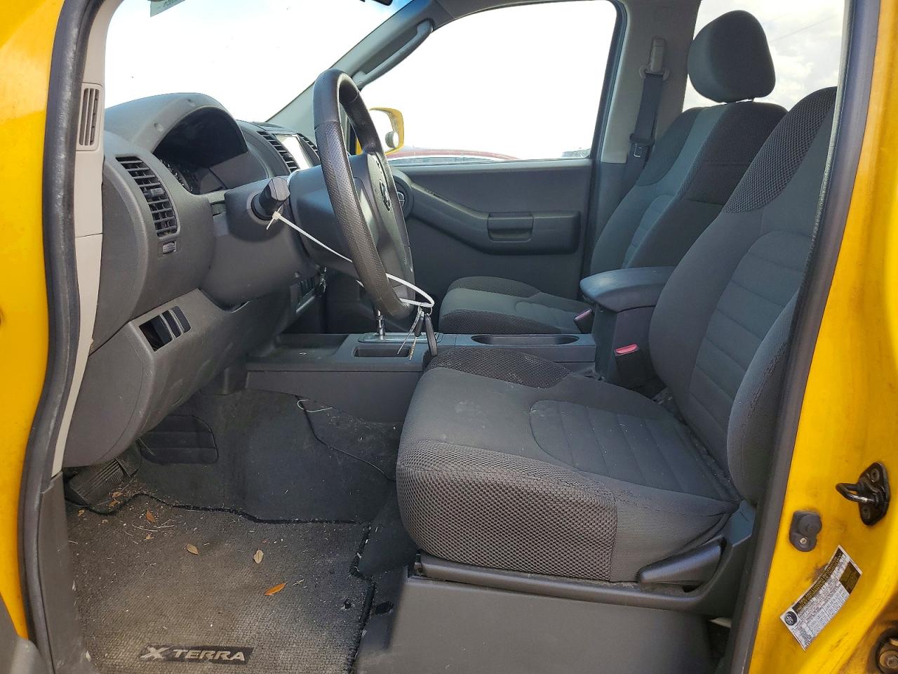 2007 Nissan Xterra X Желтый vin: 5N1AN08U97C544675