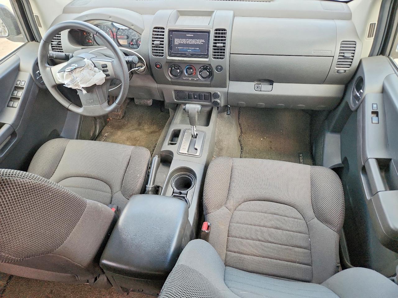 2006 Nissan Xterra X Silver vin: 5N1AN08UX6C528080