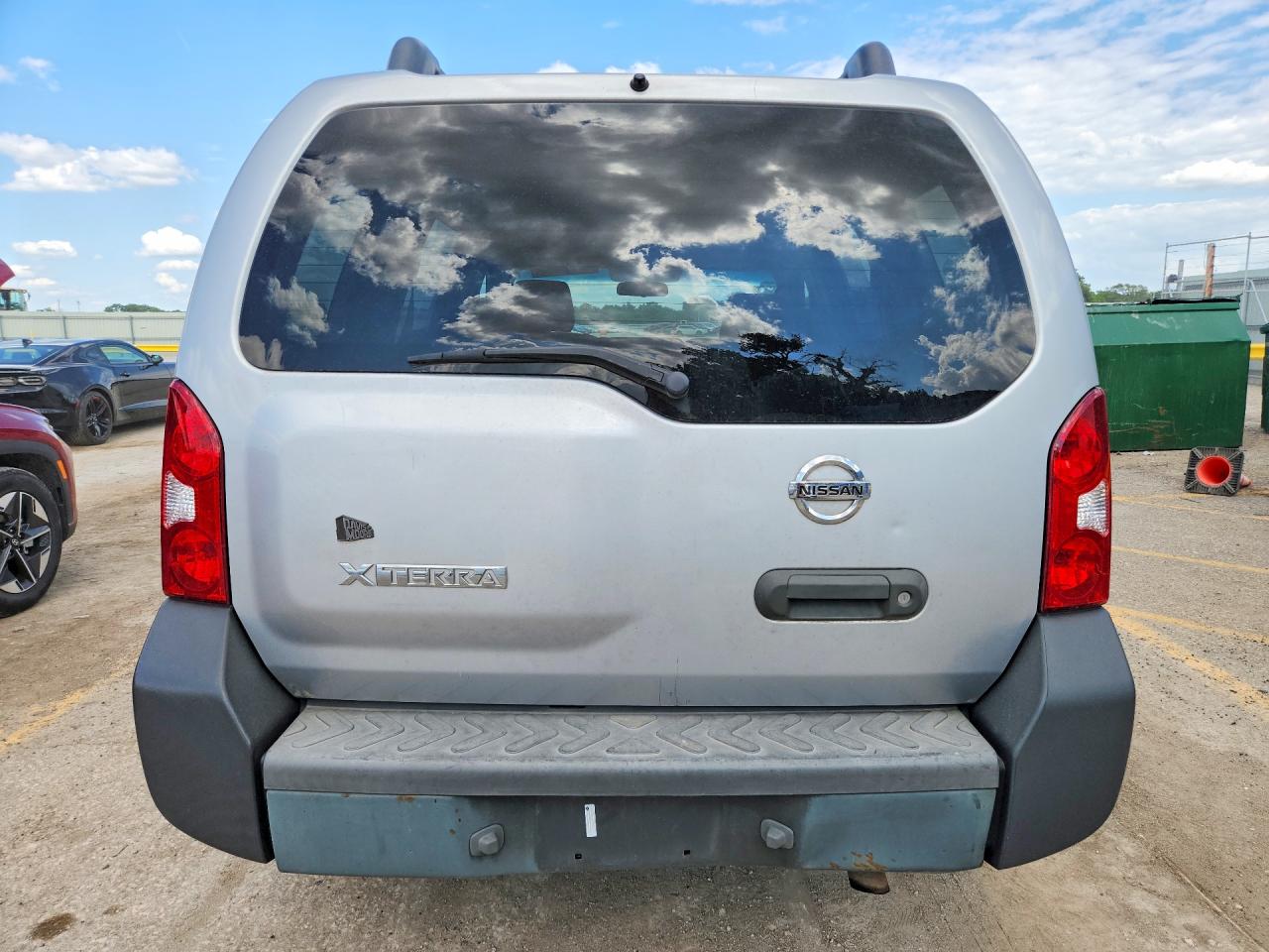 2006 Nissan Xterra X Silver vin: 5N1AN08UX6C528080