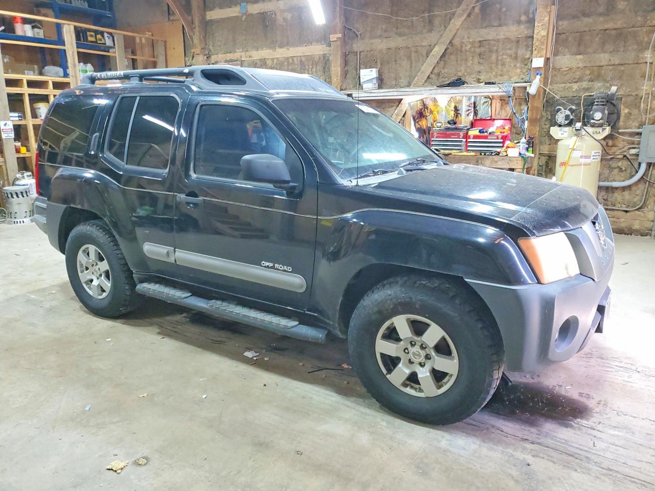 2005 Nissan Xterra S Черный vin: 5N1AN08W25C647404