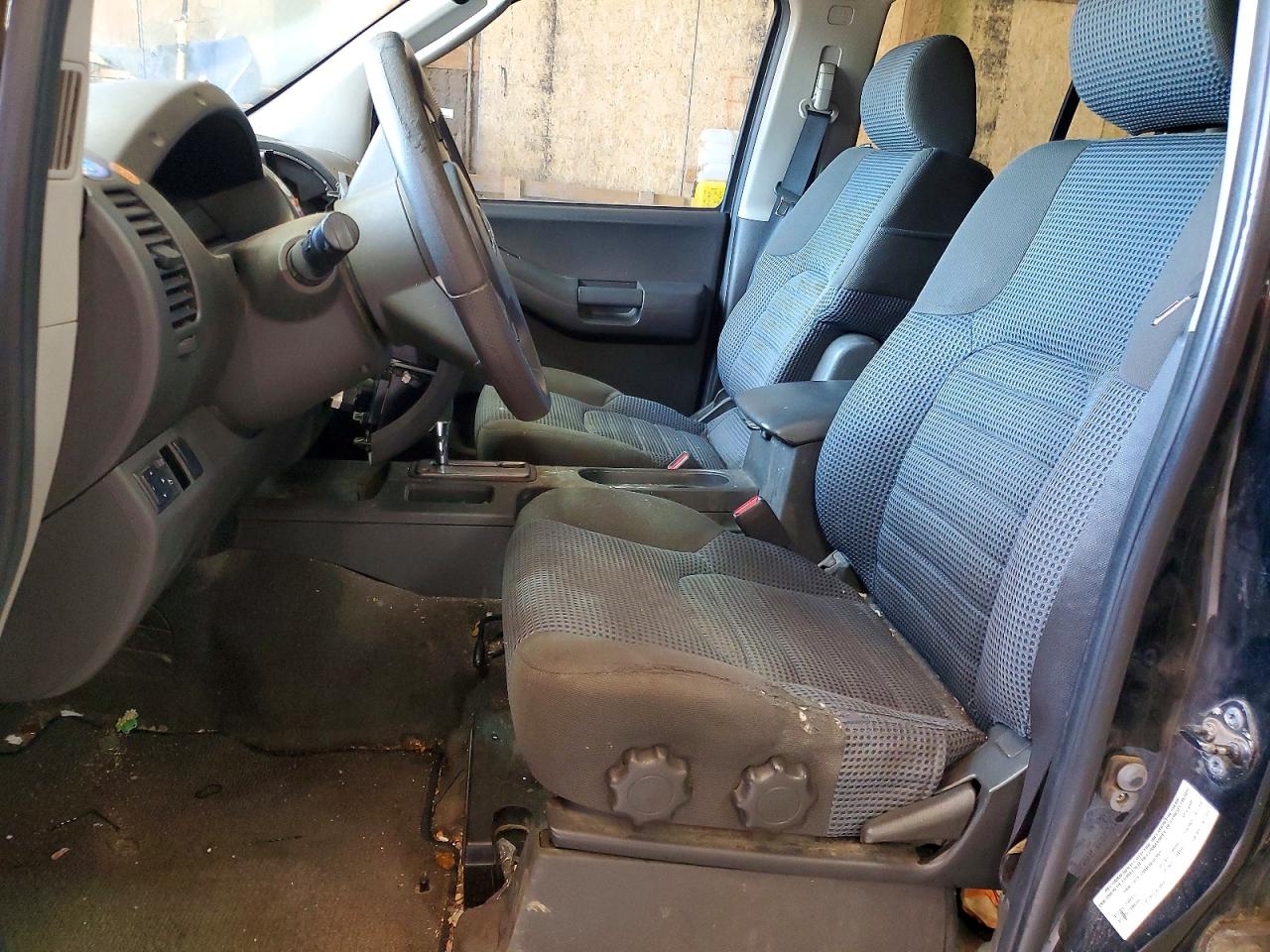 2005 Nissan Xterra S Черный vin: 5N1AN08W25C647404