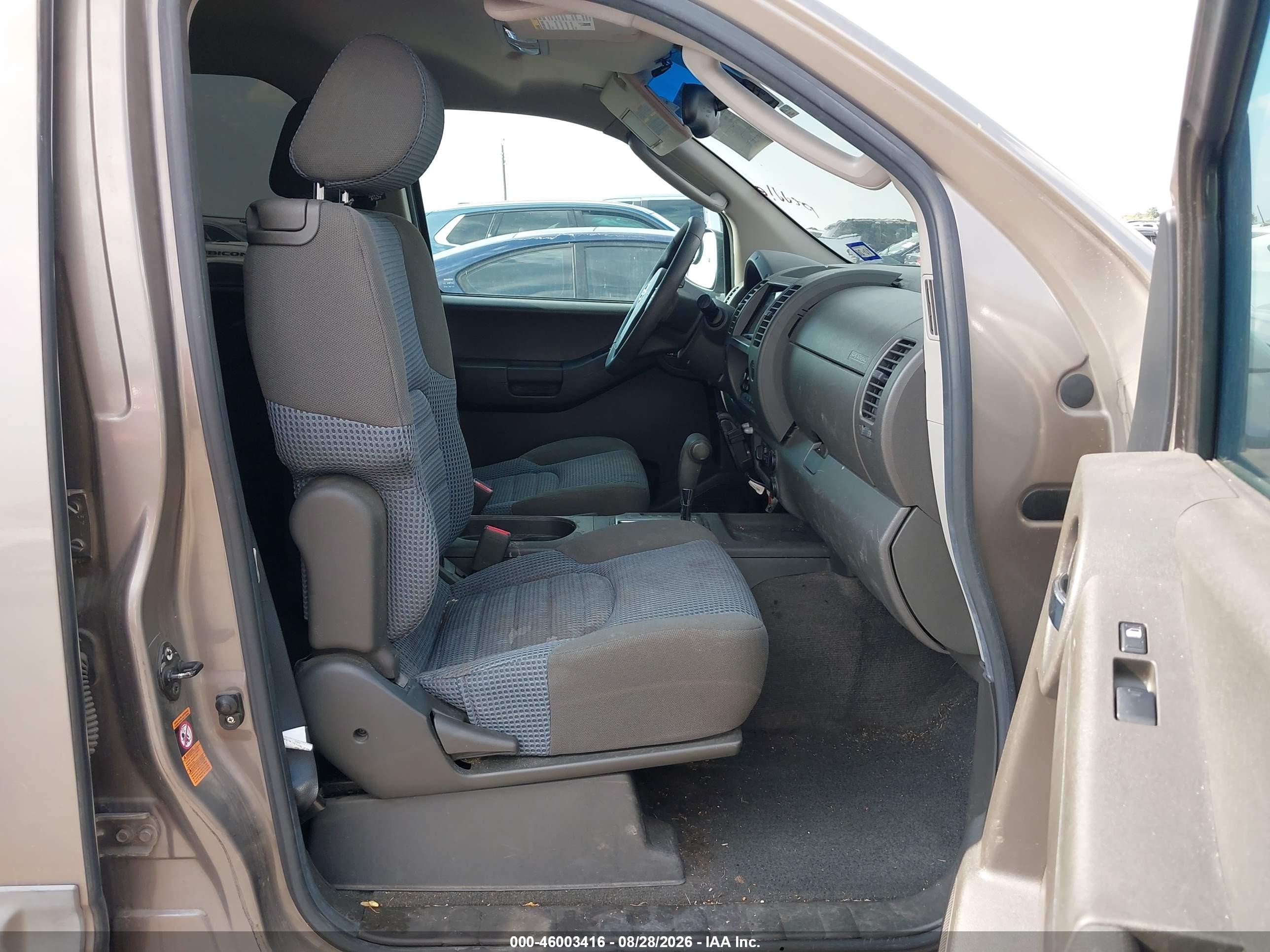 2005 Nissan Xterra Off Road Brown vin: 5N1AN08W25C652599