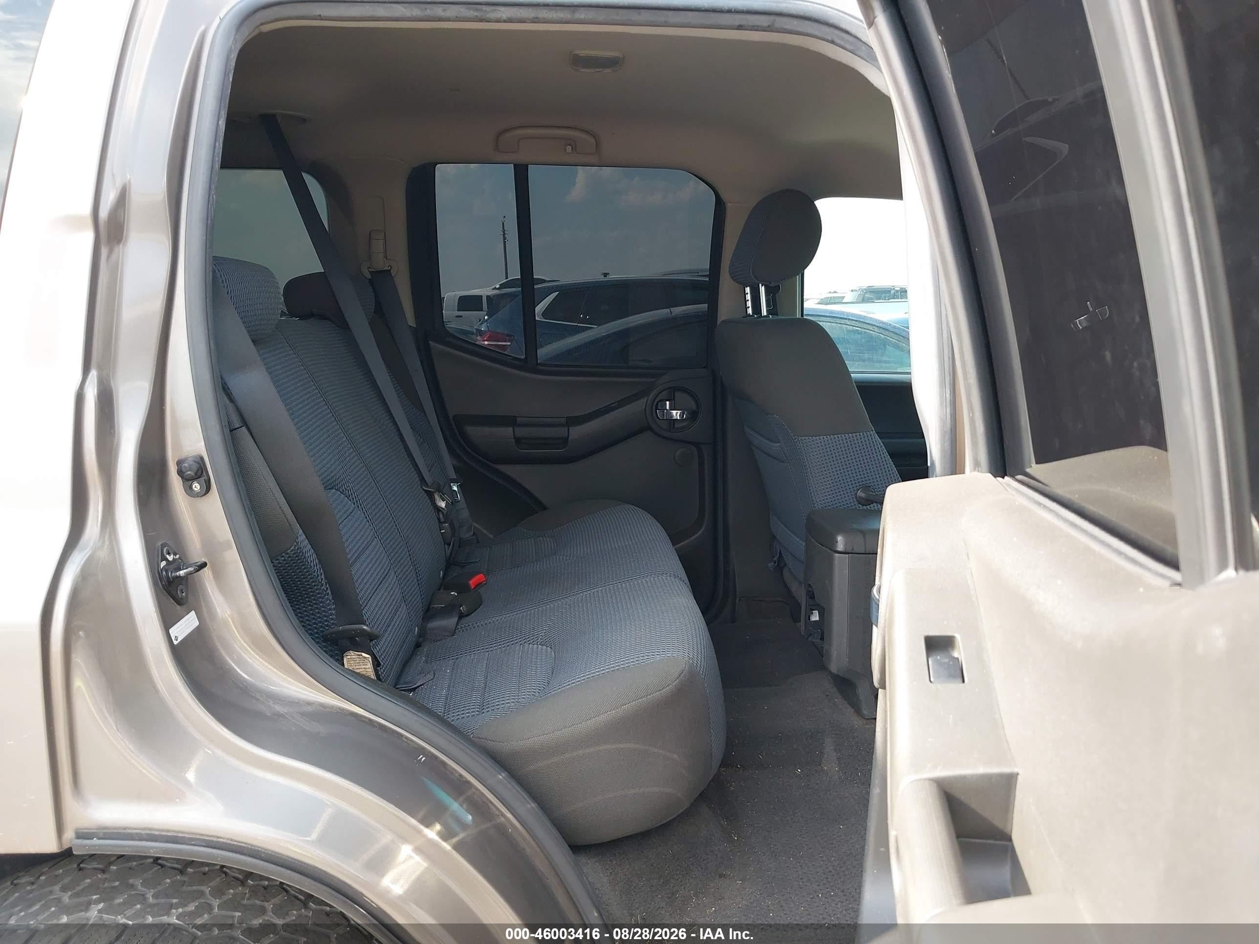 2005 Nissan Xterra Off Road Brown vin: 5N1AN08W25C652599