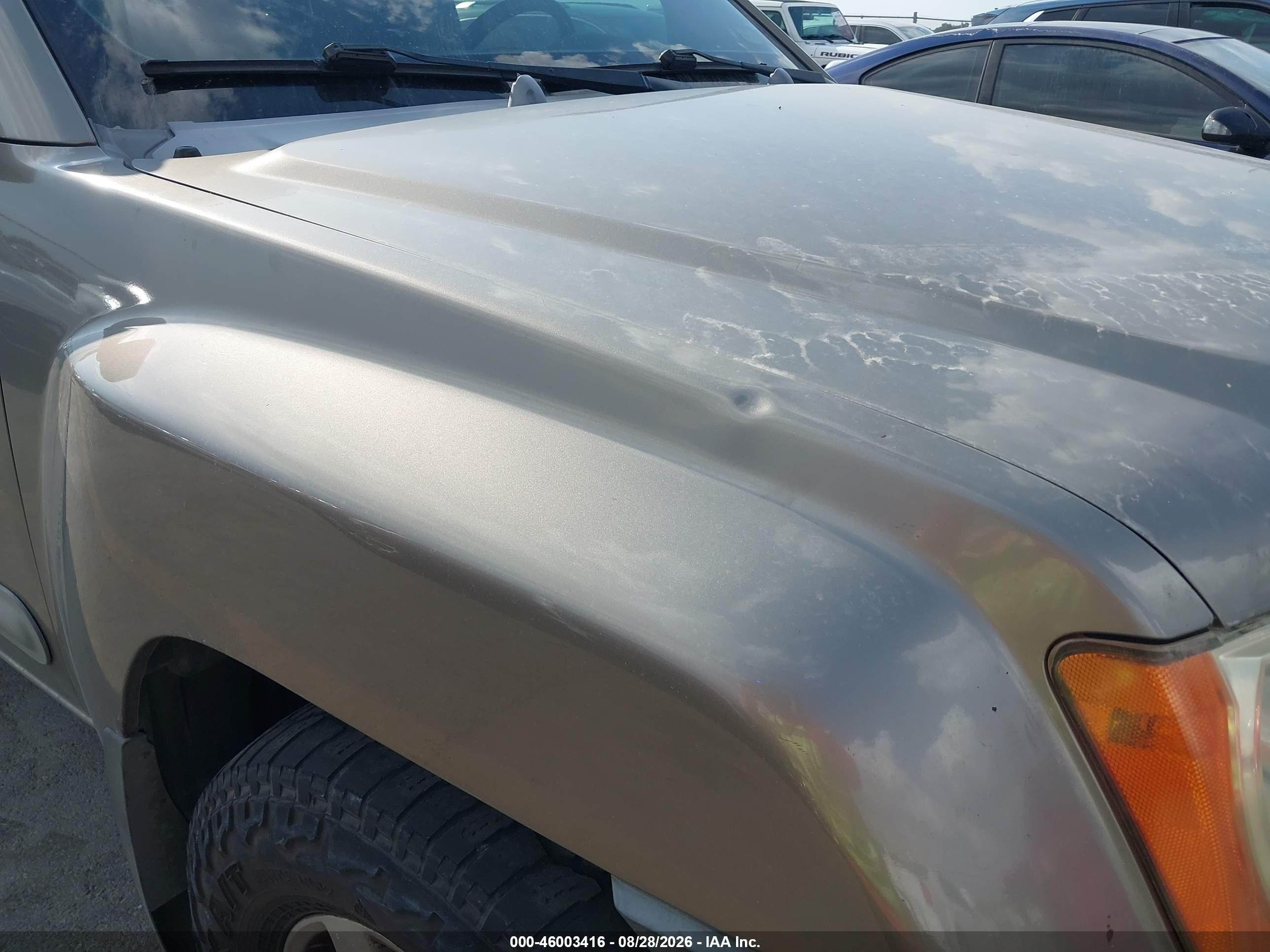 2005 Nissan Xterra Off Road Brown vin: 5N1AN08W25C652599