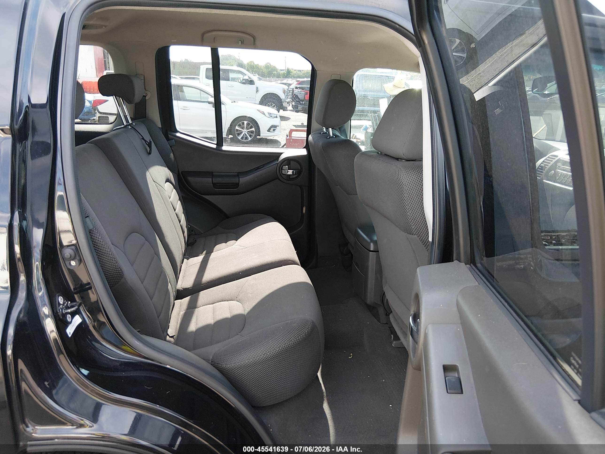 2006 Nissan Xterra X Черный vin: 5N1AN08W26C556036