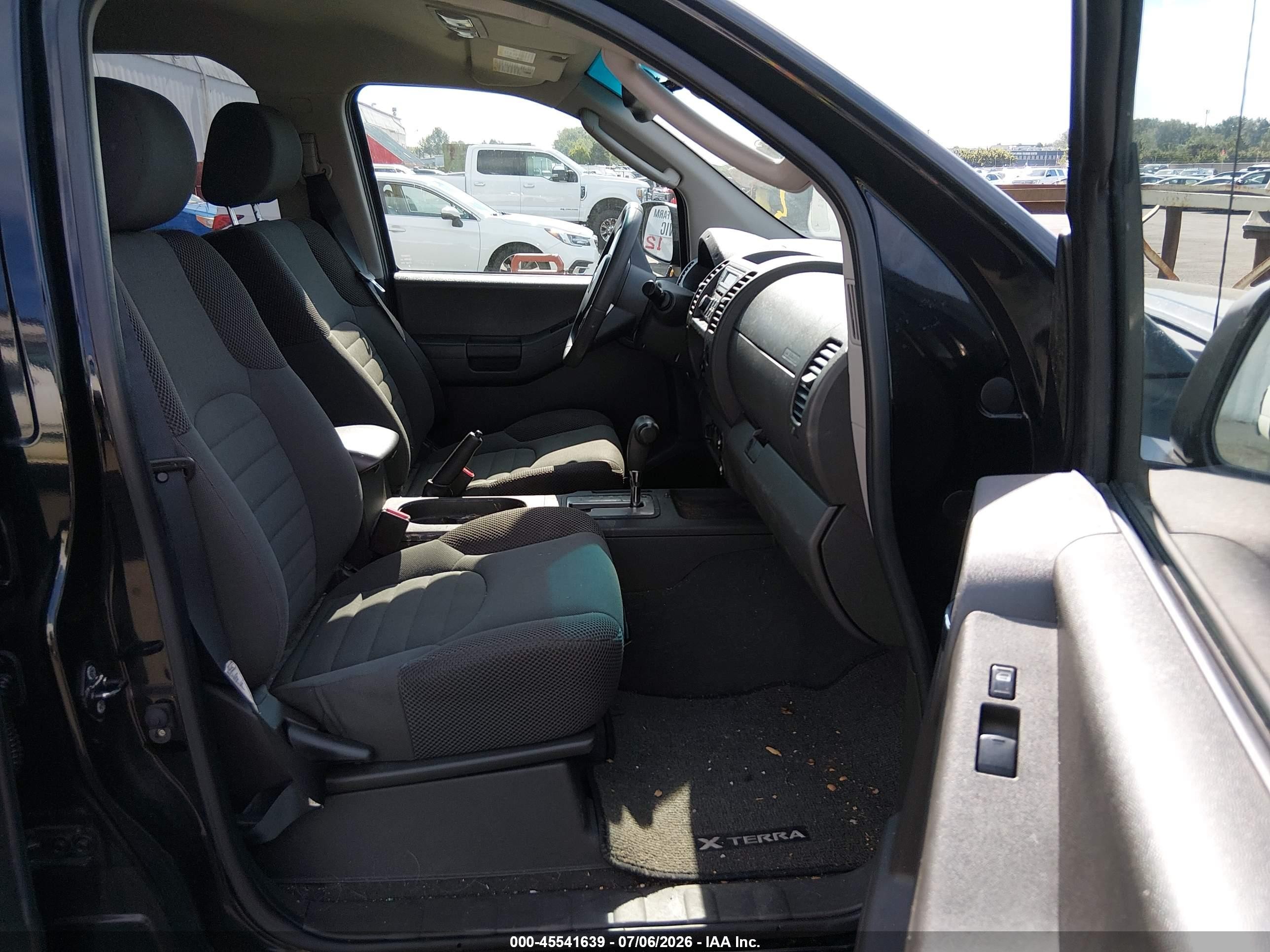 2006 Nissan Xterra X Черный vin: 5N1AN08W26C556036