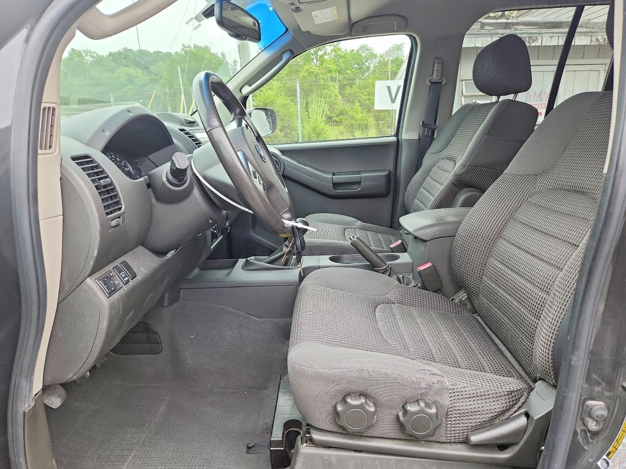 2008 Nissan Xterra X Black vin: 5N1AN08W28C531706