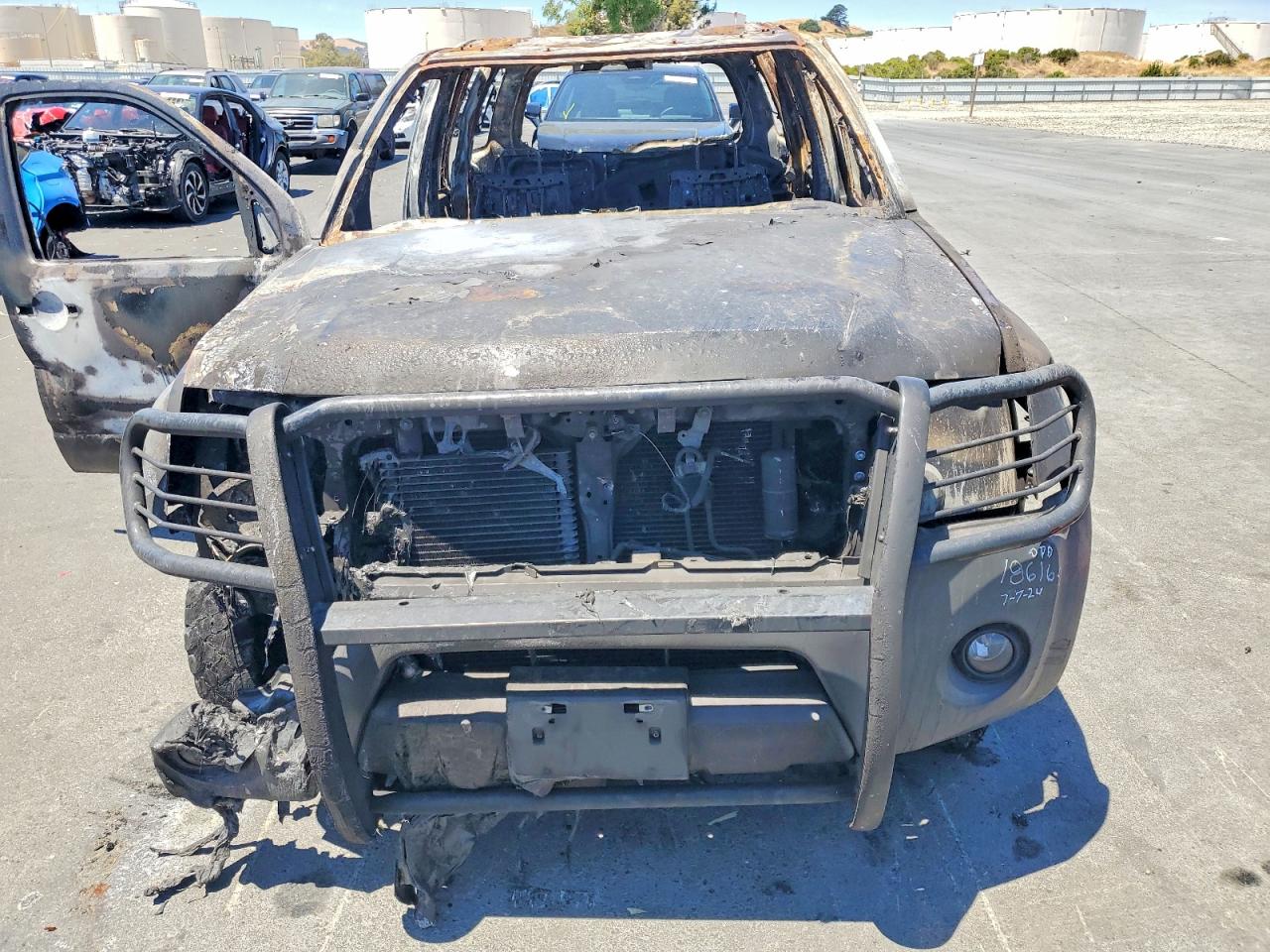 2006 Nissan Xterra Burn vin: 5N1AN08W36C517049