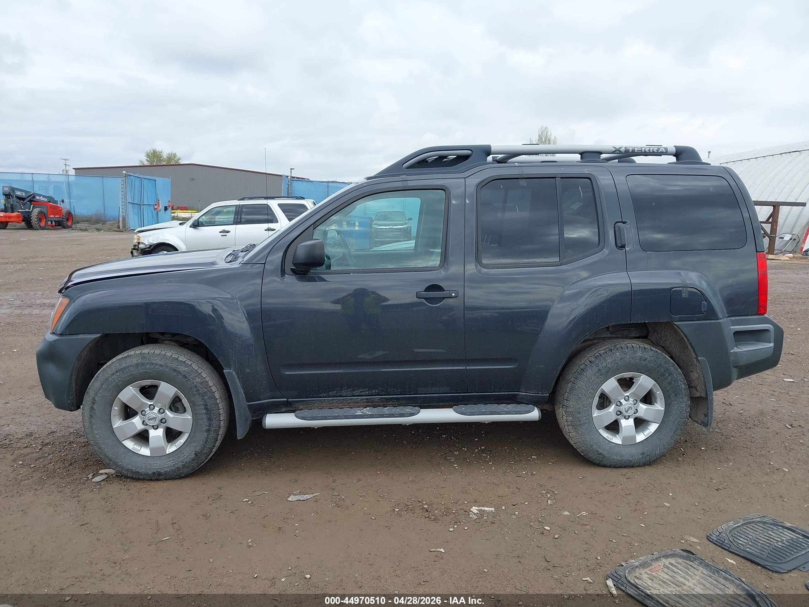 2009 Nissan Xterra S Серый vin: 5N1AN08W39C509599