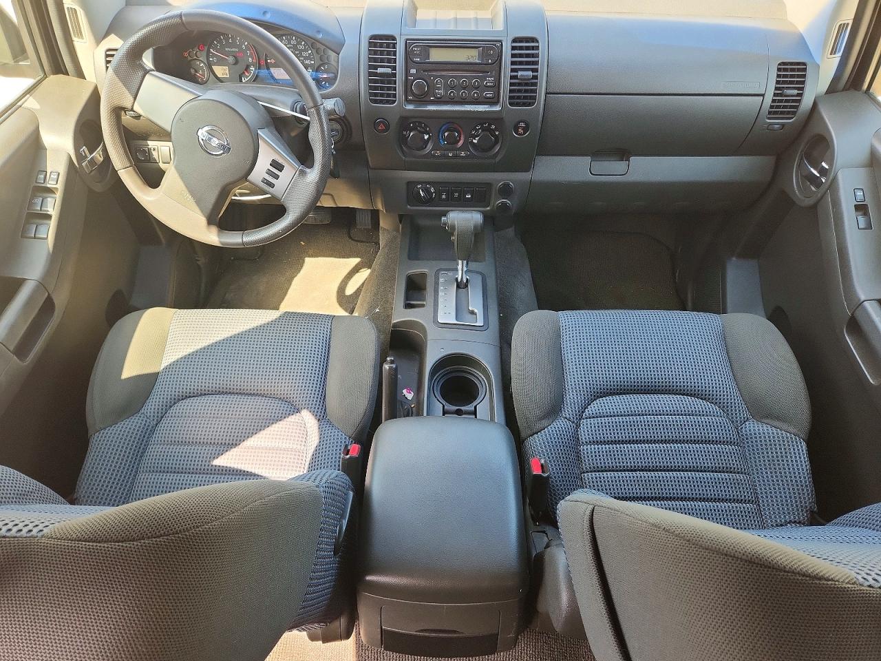2005 Nissan Xterra S Silver vin: 5N1AN08W45C645170