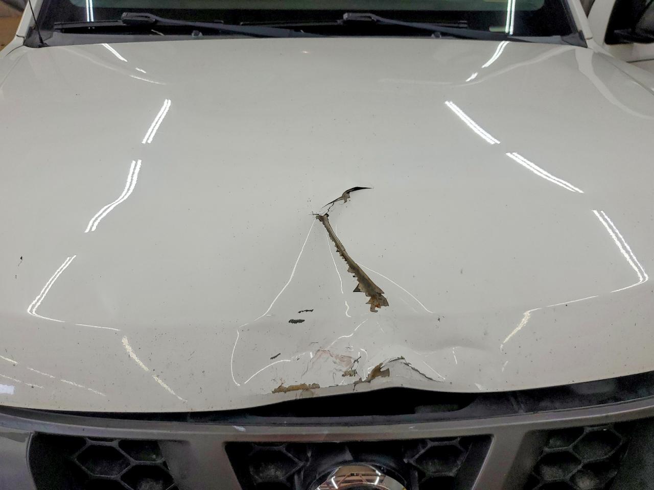 2008 Nissan Xterra X White vin: 5N1AN08W48C508394