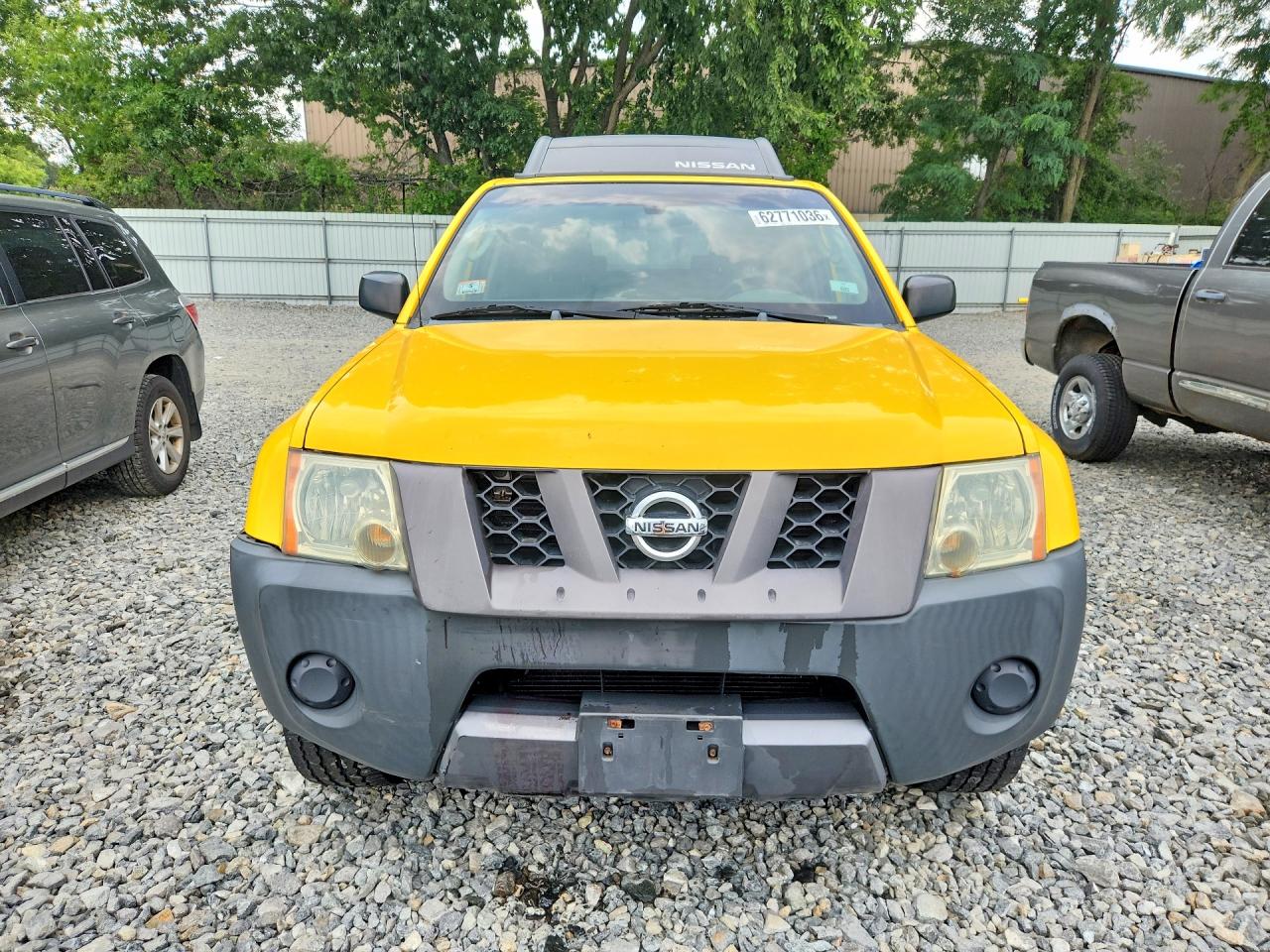 2005 Nissan Xterra S Yellow vin: 5N1AN08W55C610752