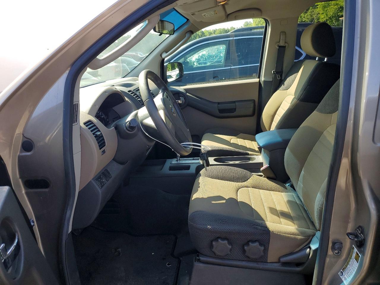 2008 Nissan Xterra X Brown vin: 5N1AN08W58C523115