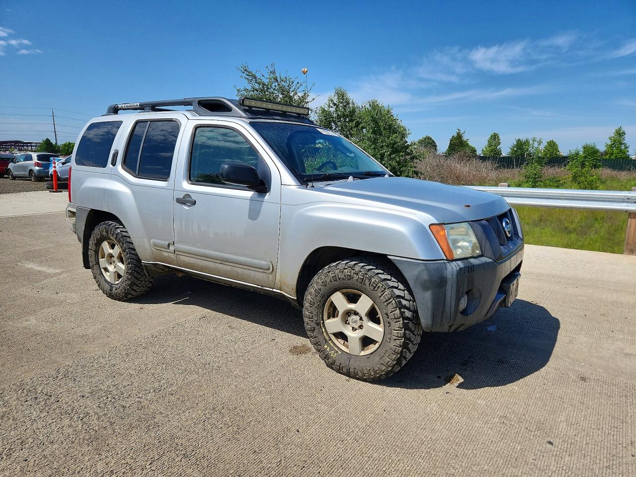 2005 Nissan Xterra S Silver vin: 5N1AN08W65C649270