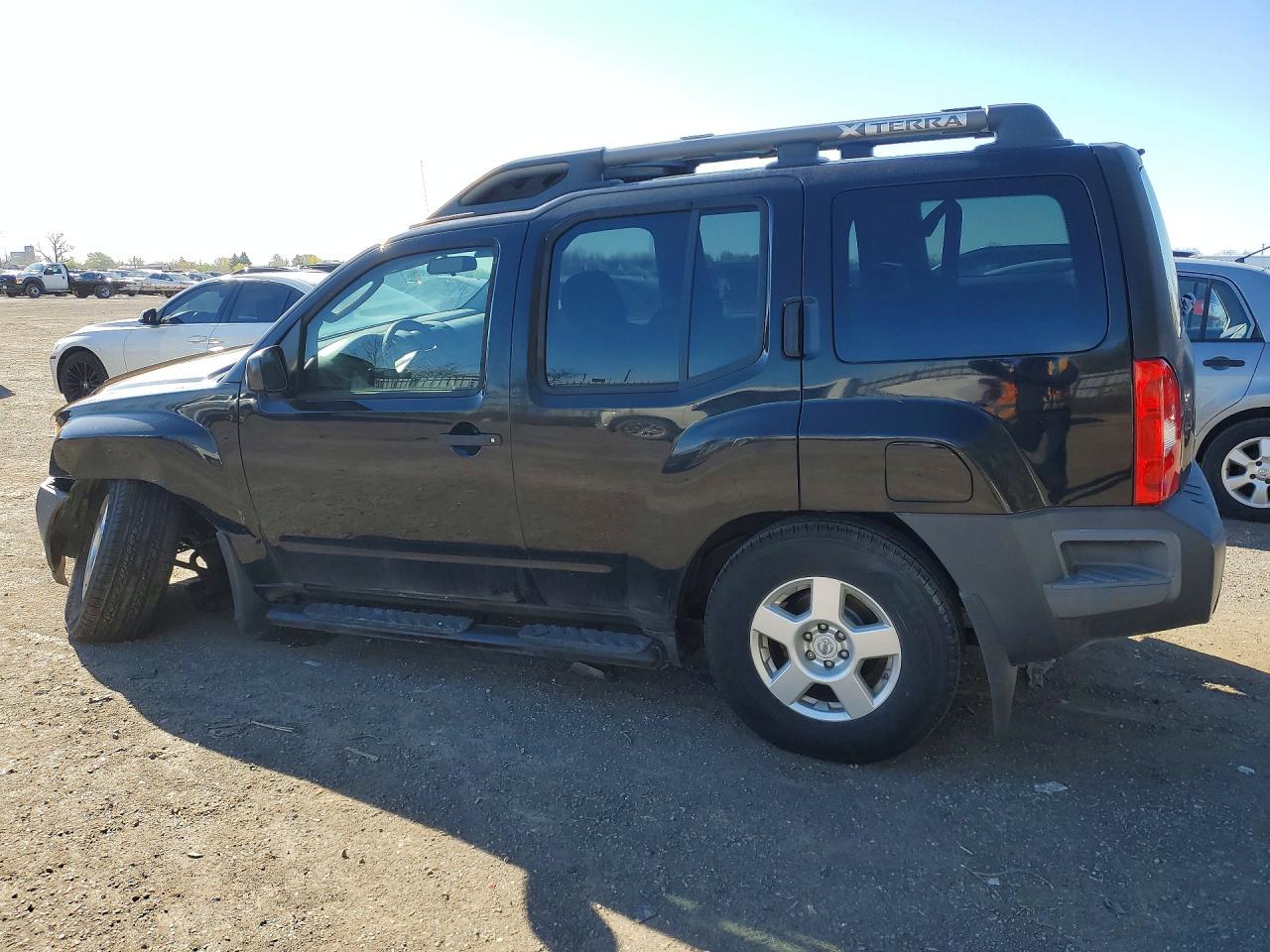2007 Nissan Xterra X Black vin: 5N1AN08W67C519685