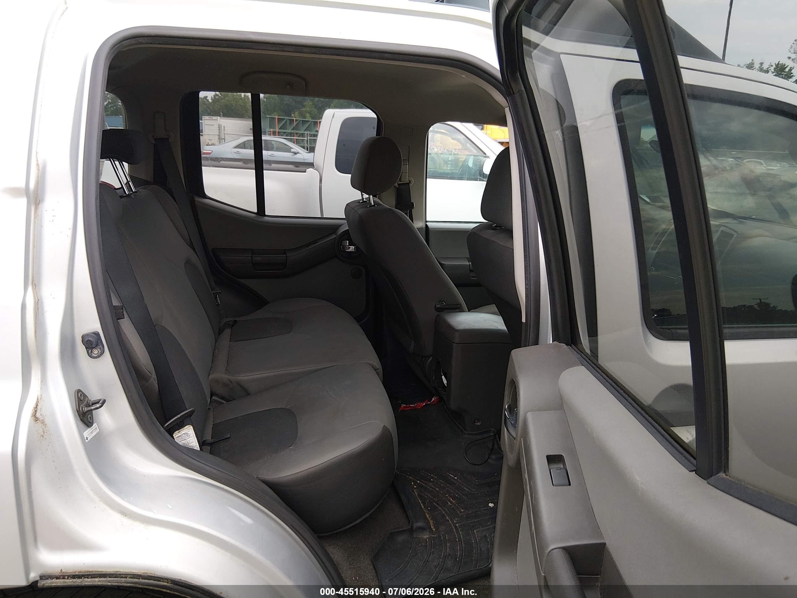 2009 Nissan Xterra S Silver vin: 5N1AN08W69C511606