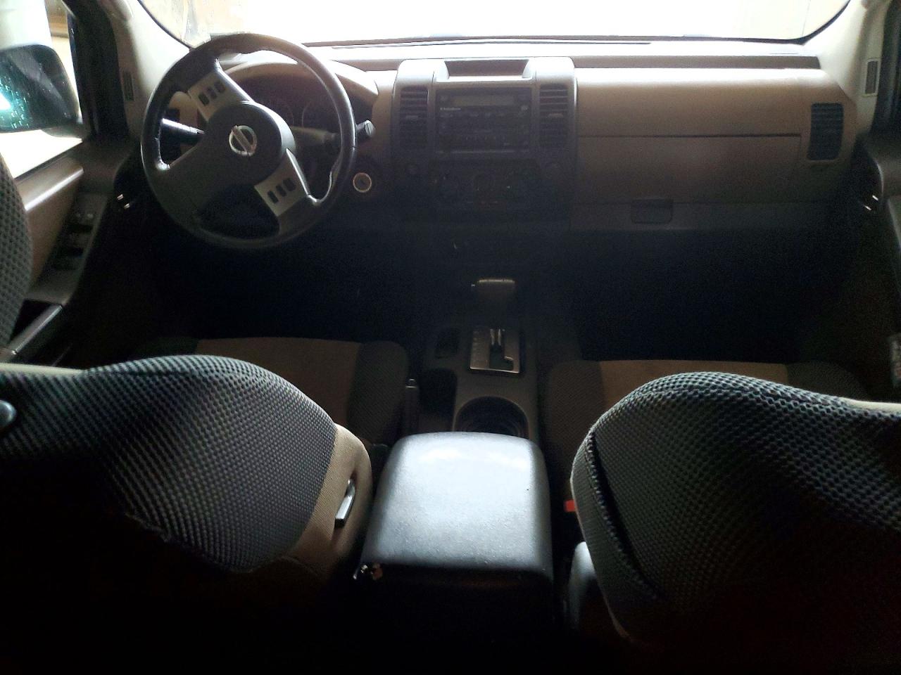 2005 Nissan Xterra S White vin: 5N1AN08W75C608081