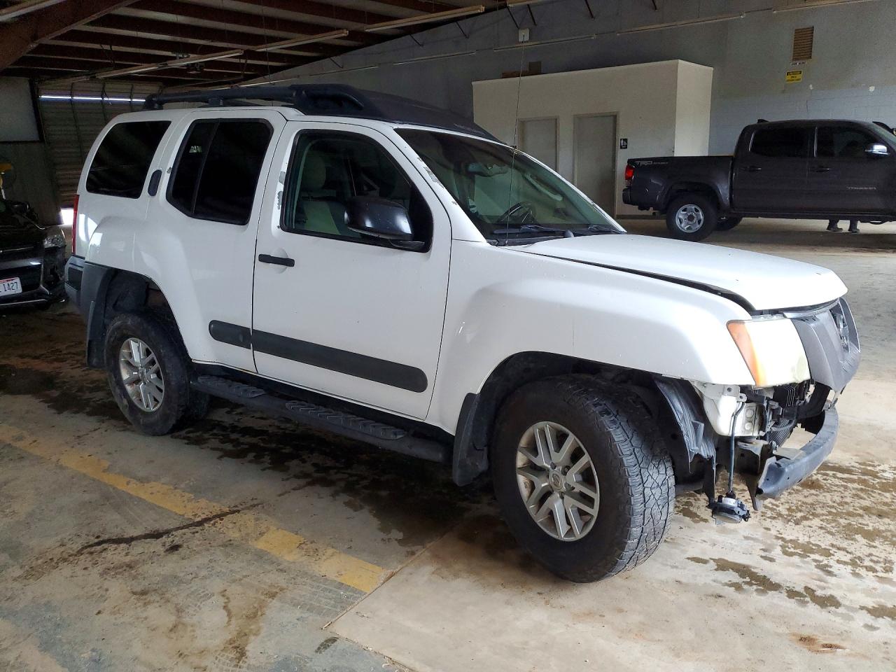 2005 Nissan Xterra S White vin: 5N1AN08W75C608081