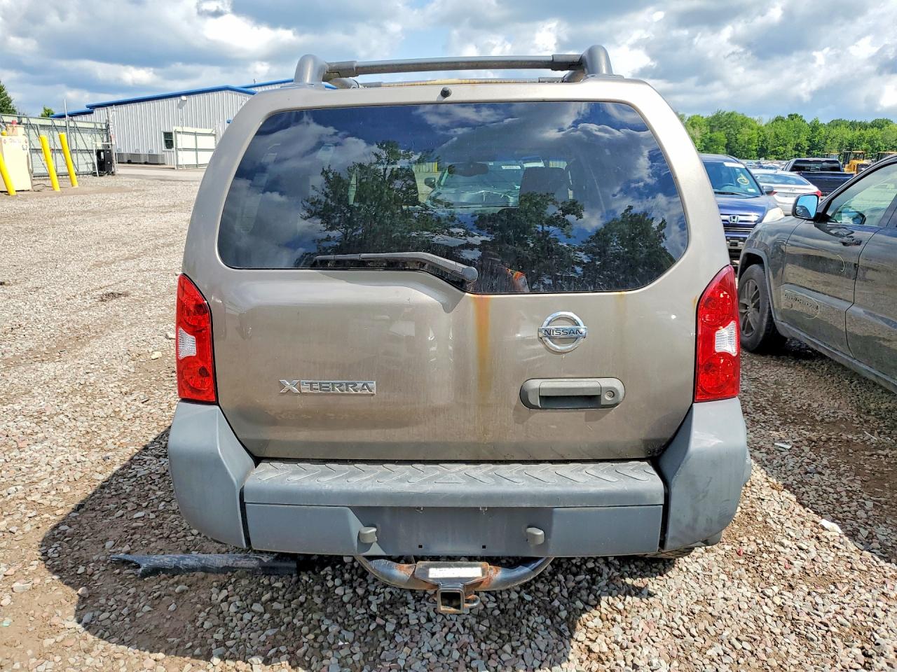 2005 Nissan Xterra Tan vin: 5N1AN08W75C611367