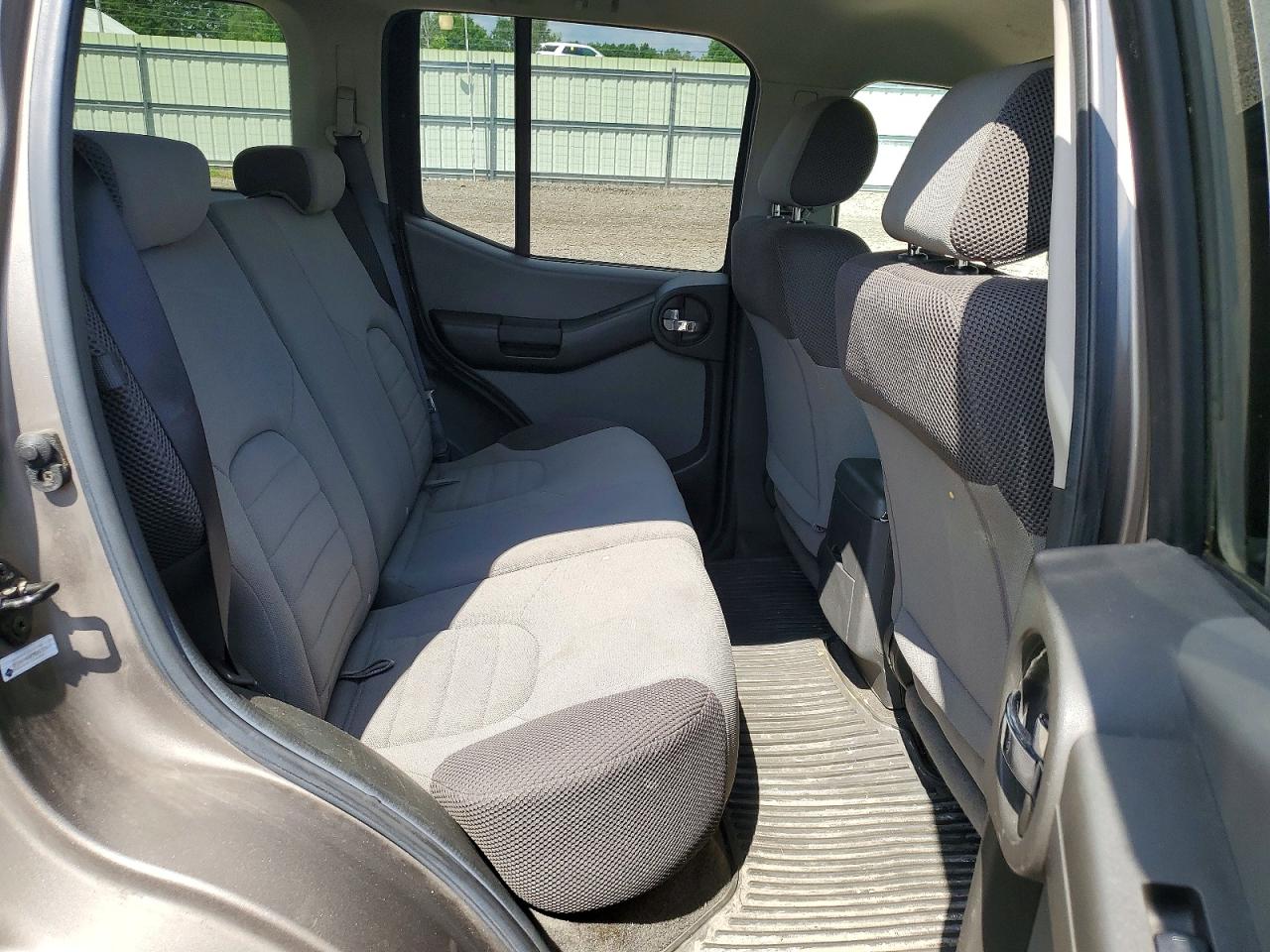 2005 Nissan Xterra Tan vin: 5N1AN08W75C611367